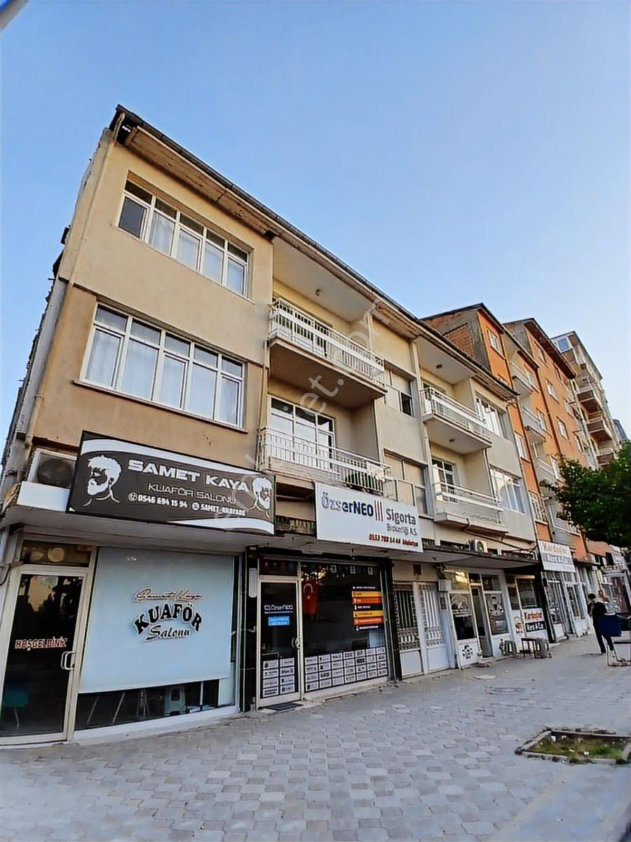 Malatya Lisesi Karşısı Ara Kat Kiralık Daire
