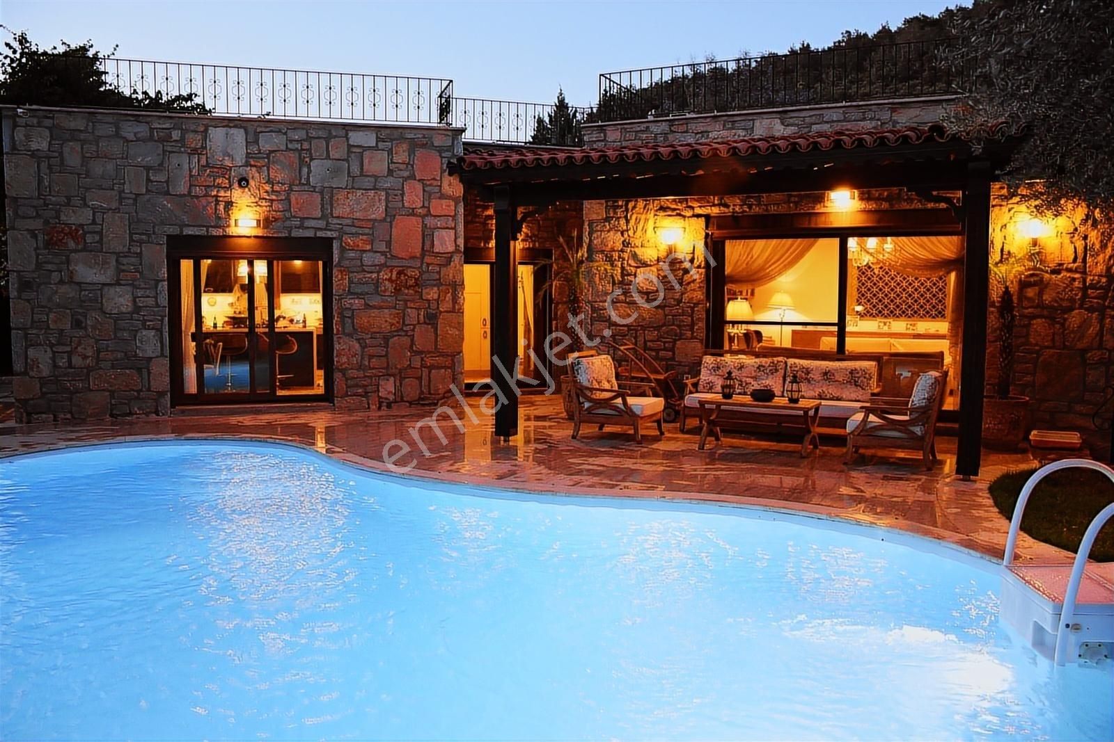 Bodrum Umurça'da Özel Havuzlu, Tamamen Müstakil Muhteşem Villa - Görsel 2