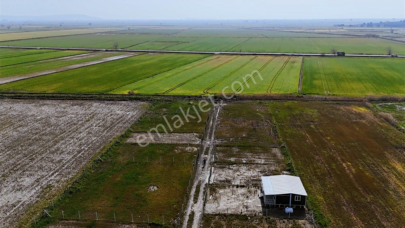 Foça Gerenköy'de Satılık Tarla - Görsel 22