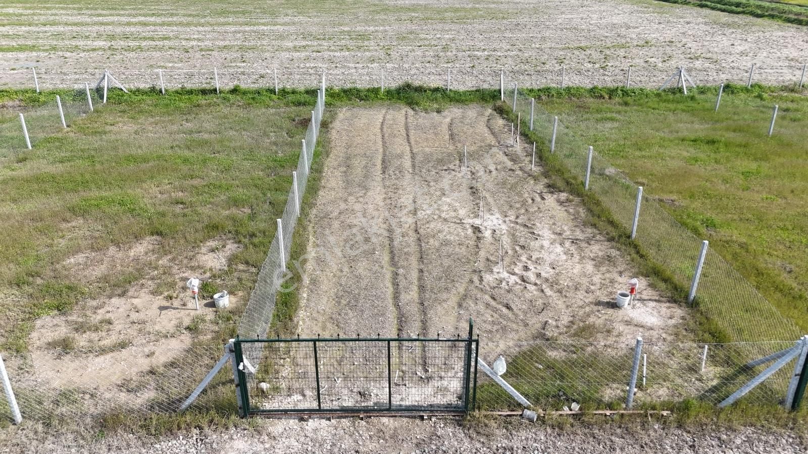 Foça Gerenköy'de Satılık Tarla - Görsel 19