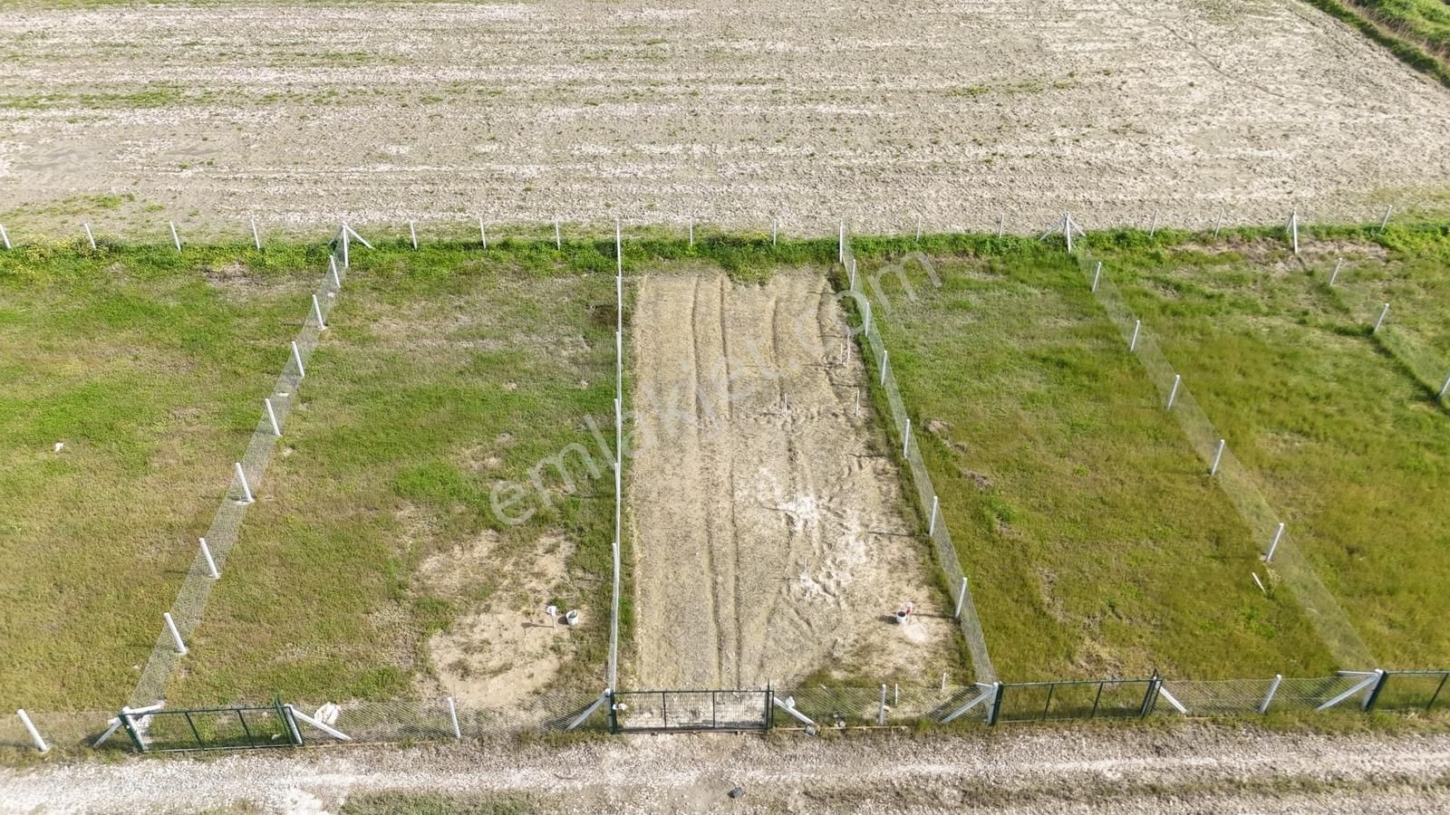 Foça Gerenköy'de Satılık Tarla - Görsel 11