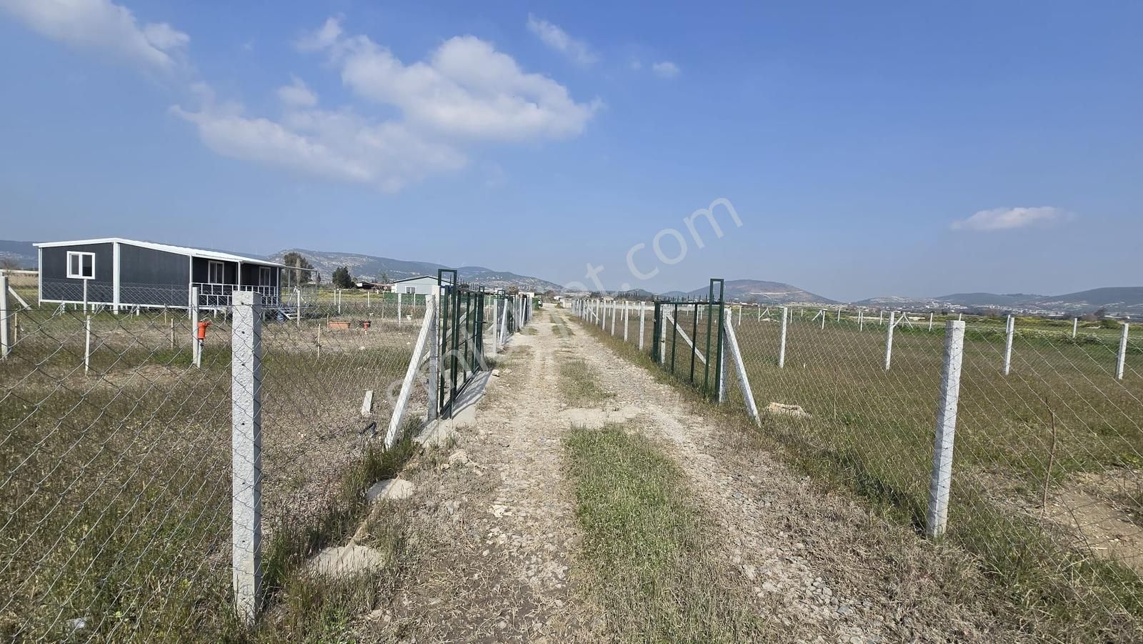 Foça Gerenköy'de Satılık Tarla - Görsel 9