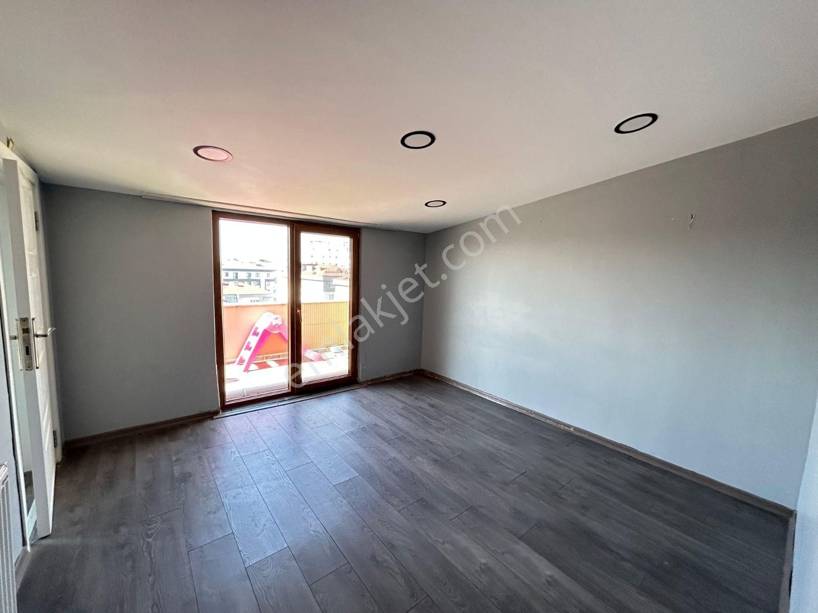 Gop Mahallesi Merkezde Satılık 3+2 Geniş & Ferah Dubleks - Görsel 5