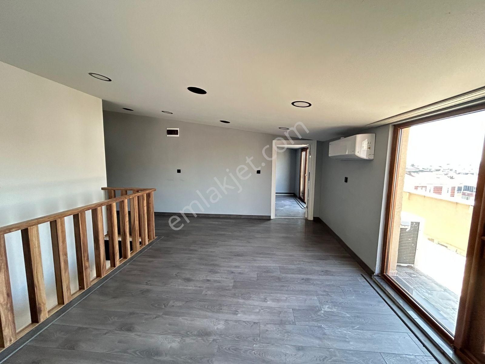 Gop Mahallesi Merkezde Satılık 3+2 Geniş & Ferah Dubleks - Görsel 22