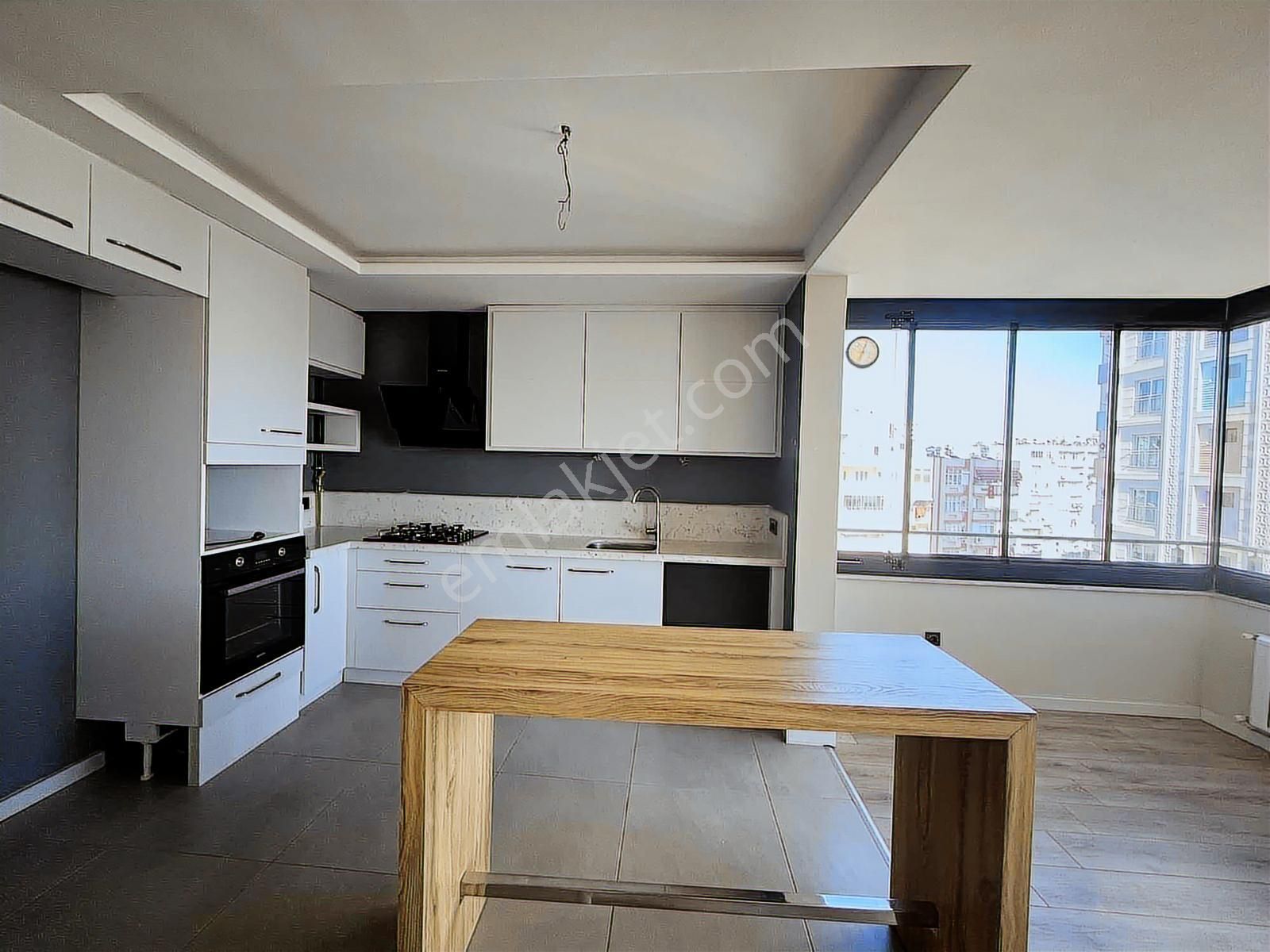 Toros Mahallesi/ultra Lüks/2+1/cep Mutfak/ç.banyo/g.odalı/kombi! - Görsel 13