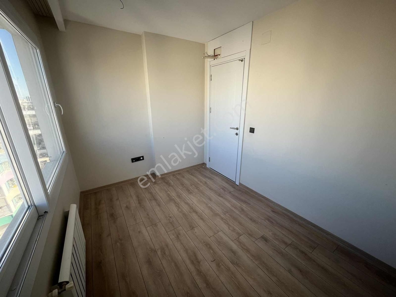 Toros Mahallesi/ultra Lüks/2+1/cep Mutfak/ç.banyo/g.odalı/kombi! - Görsel 17