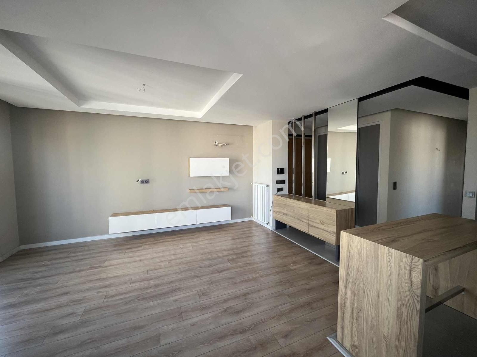 Toros Mahallesi/ultra Lüks/2+1/cep Mutfak/ç.banyo/g.odalı/kombi! - Görsel 22