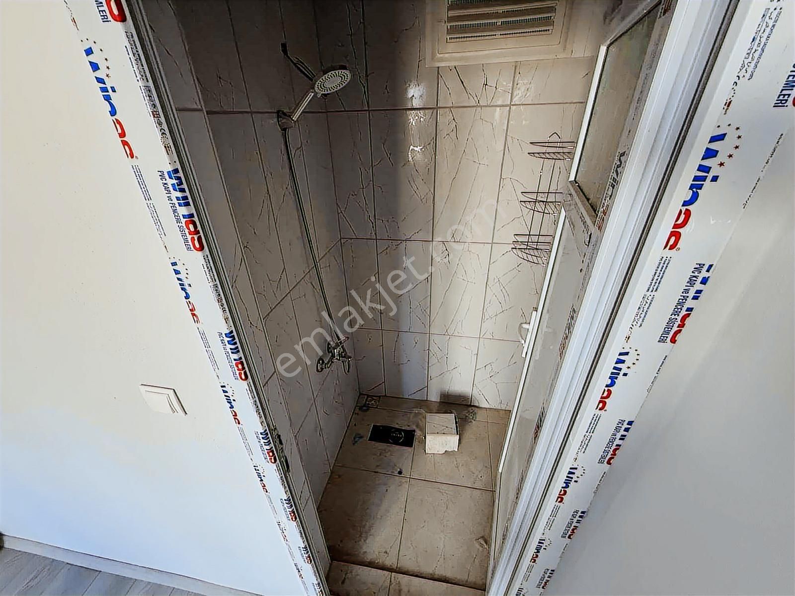 Yeşiltepe'de Caddeye Yakın 2 Katlı Müstakil - Görsel 12