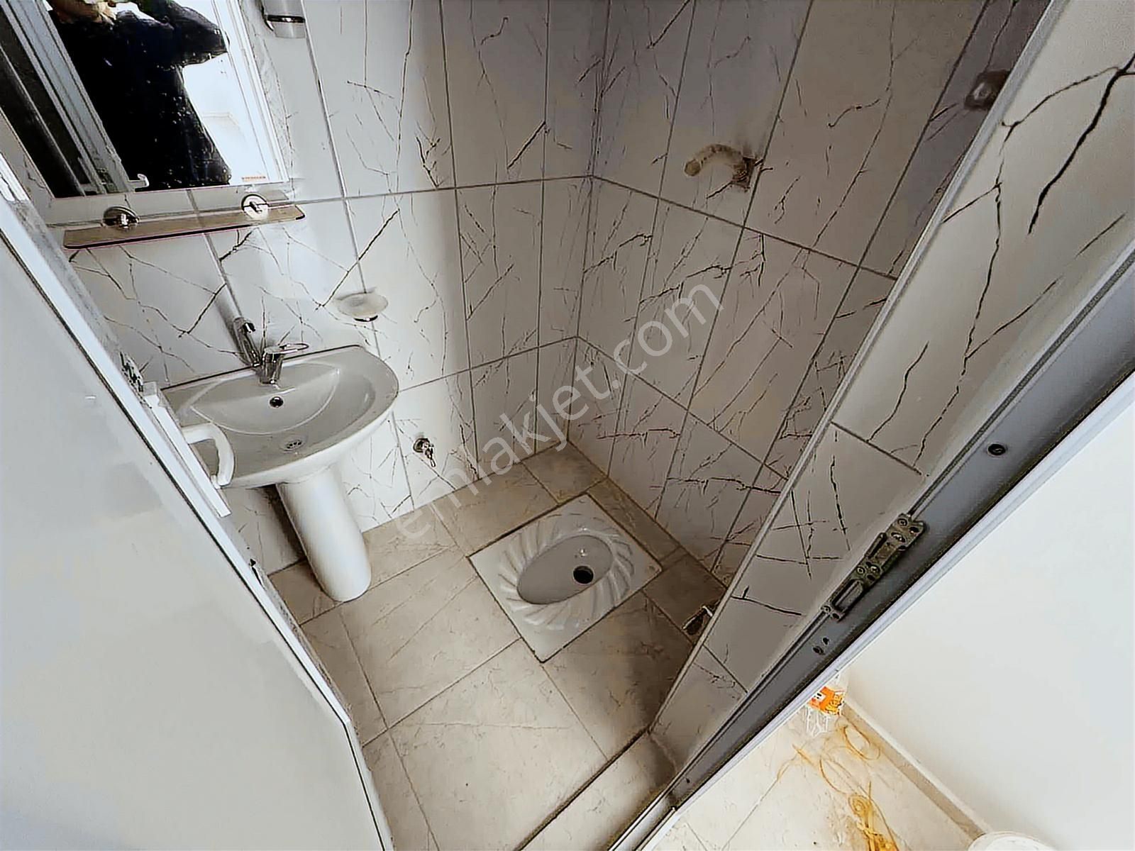 Yeşiltepe'de Caddeye Yakın 2 Katlı Müstakil - Görsel 17