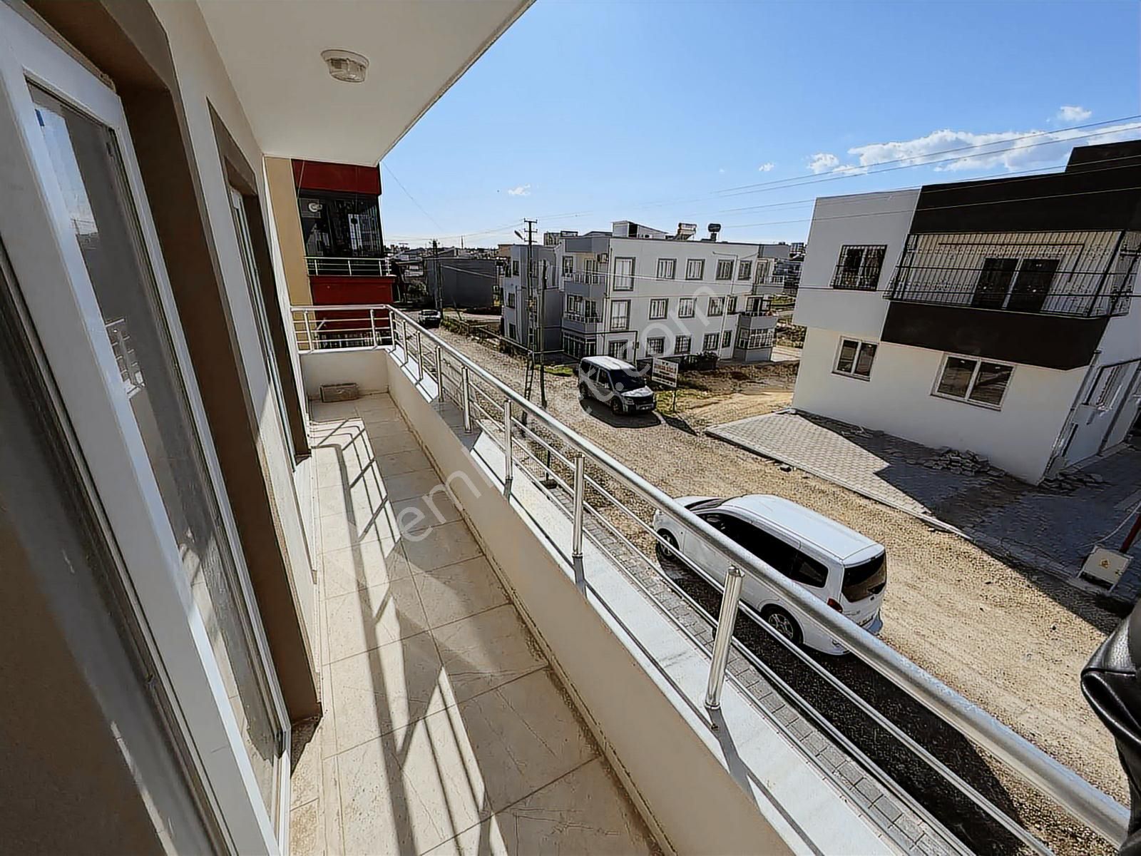 Yeşiltepe'de Caddeye Yakın 2 Katlı Müstakil - Görsel 22