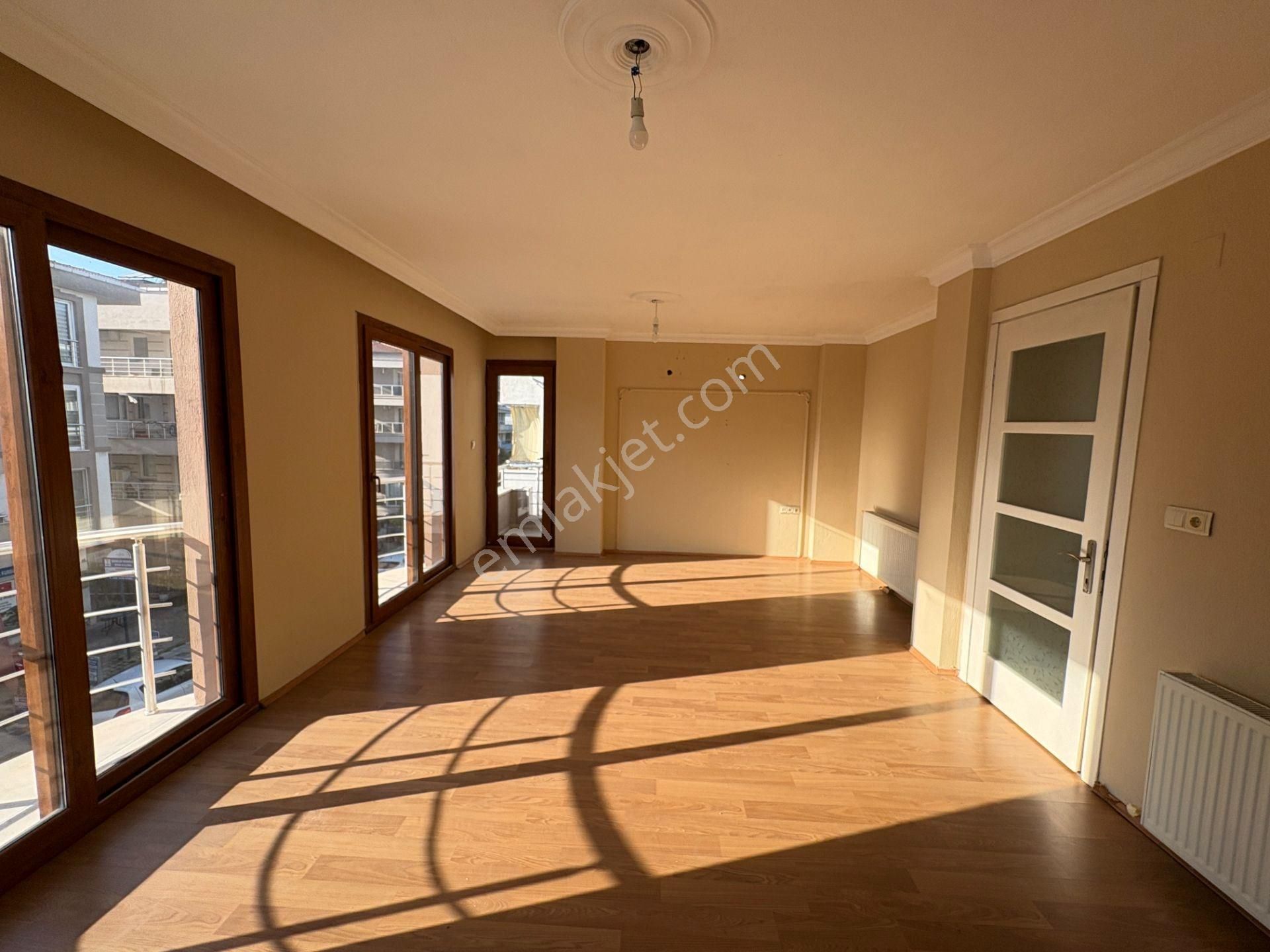 Milas Cumhuriyet Mahallesinde 3+1 Kiralık Daire