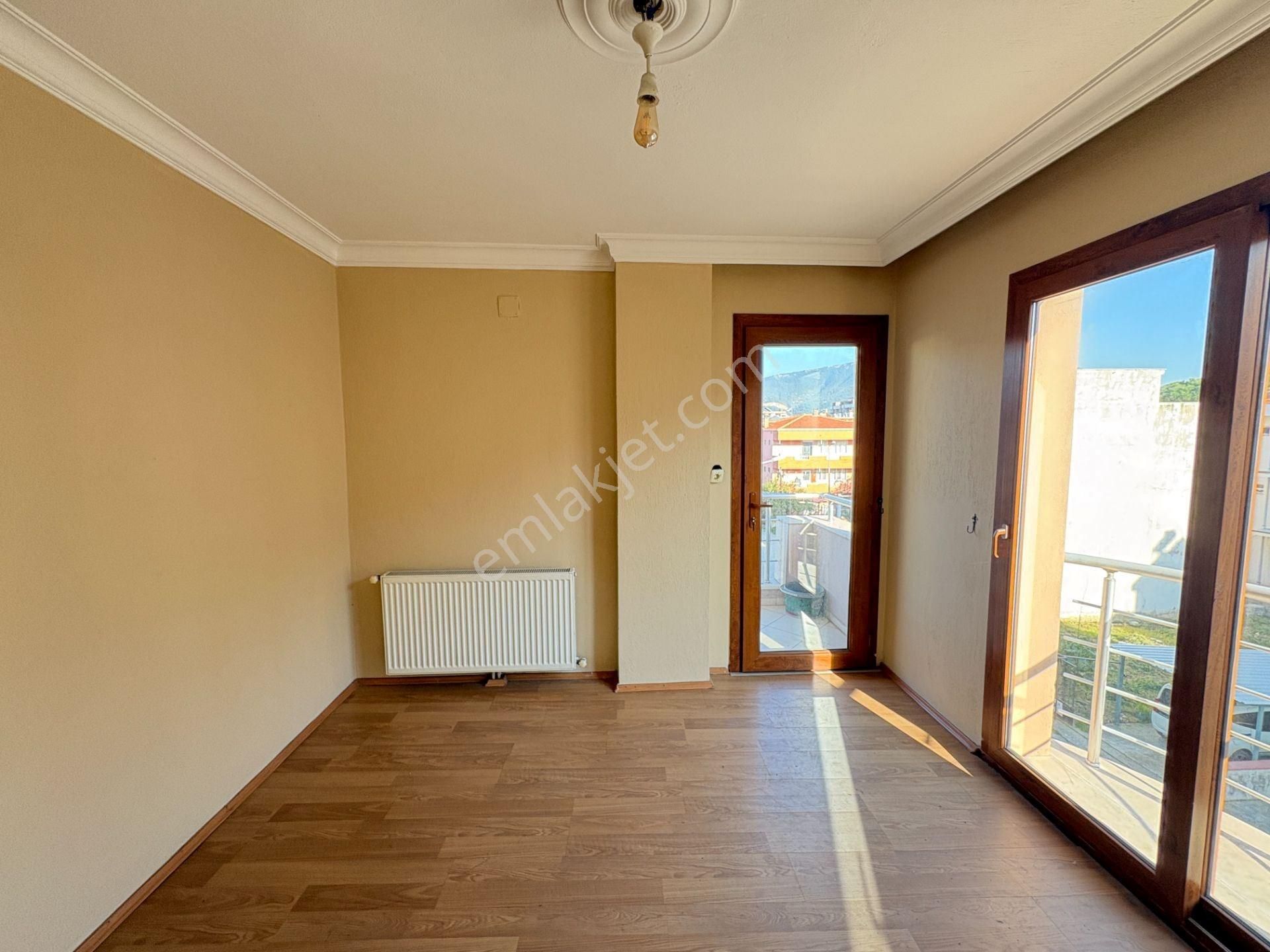 Milas Cumhuriyet Mahallesinde 3+1 Kiralık Daire - Görsel 3