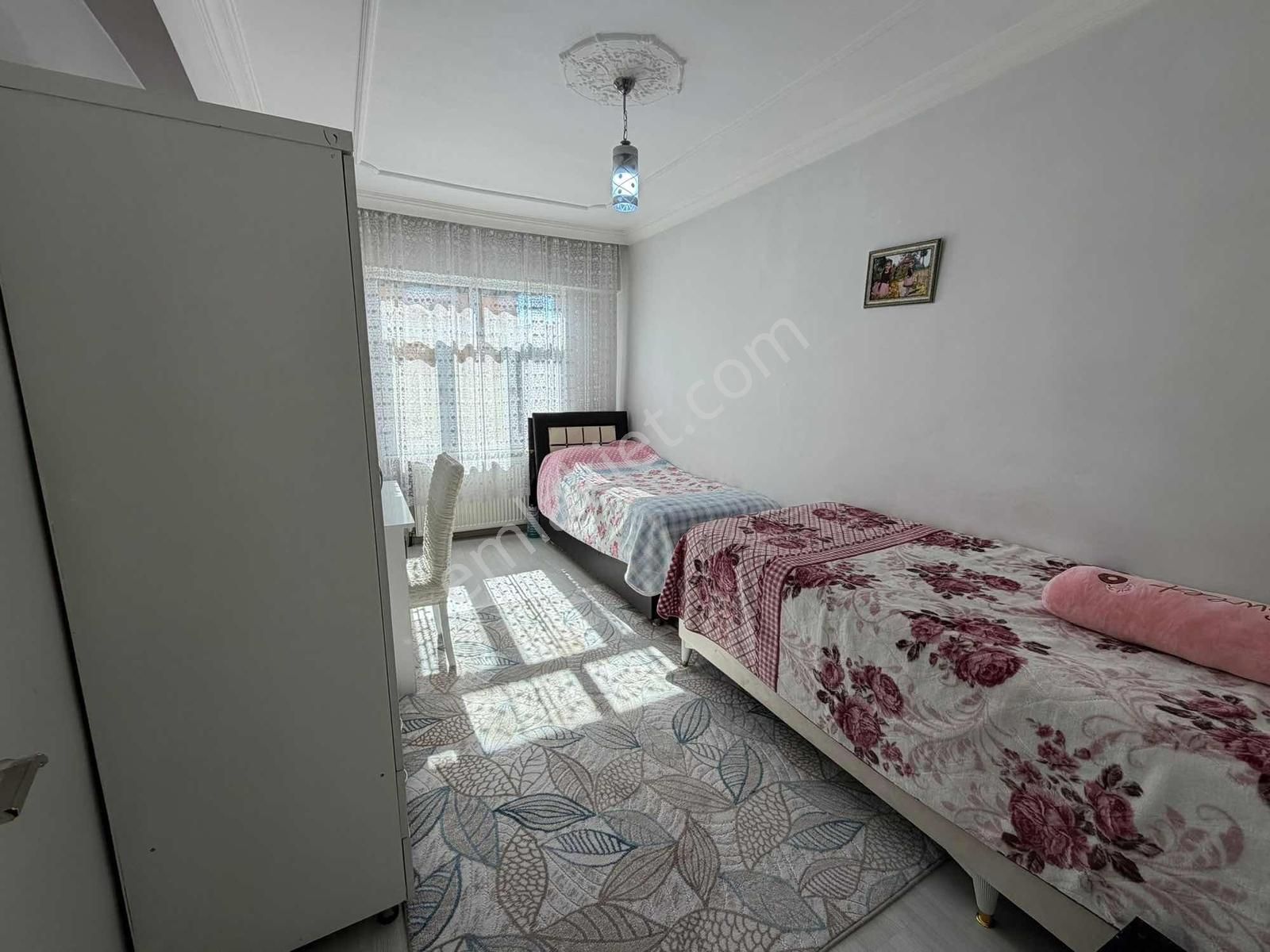 Polis Okulu Civarı Full Bakımlı Acil Satılık Arakat Daire !!!!!! - Görsel 11