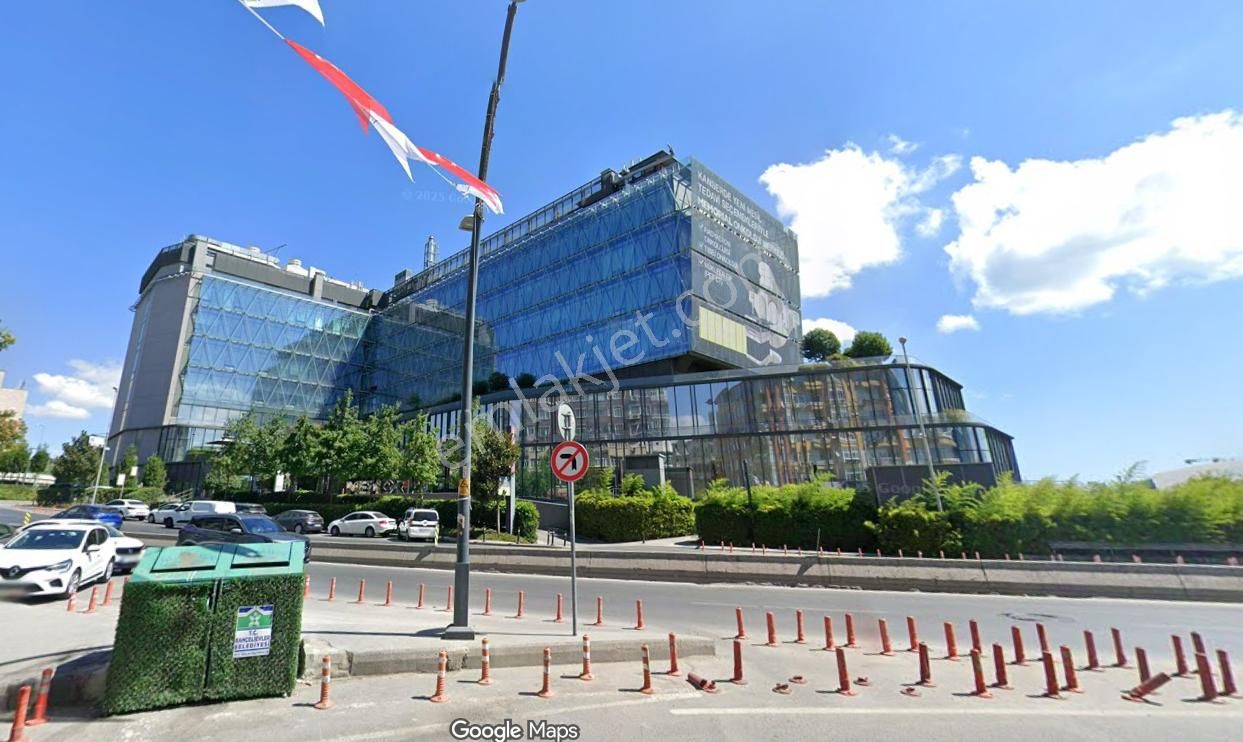 Azmir'den Satılık Açık Cepheli 2+1 93 M2 Daire For Sale للبيع - Görsel 2