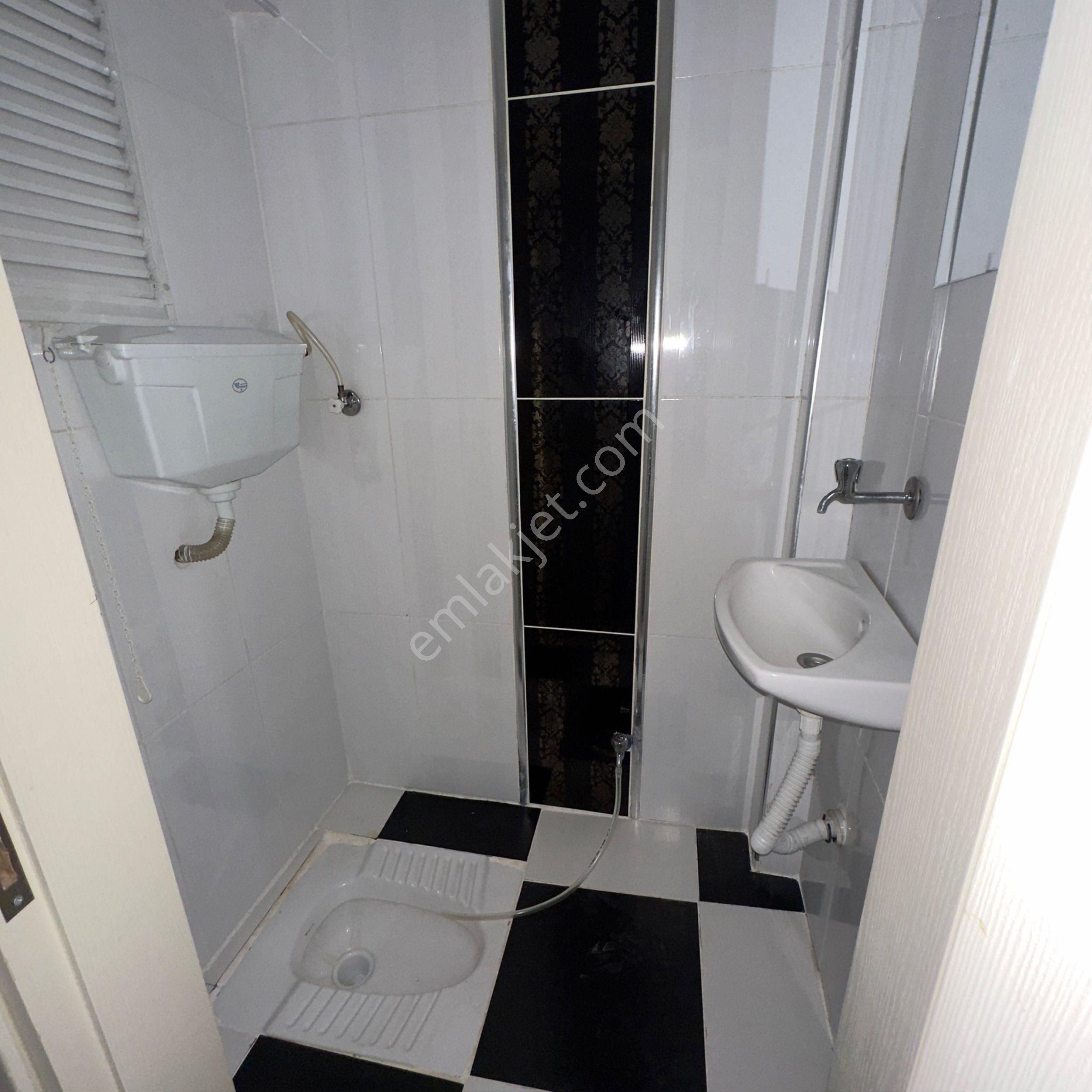 Maltepe Mahallesi 165 M² 3+1 Doğalgazlı Asansörlü Kiralık Daire - Görsel 7