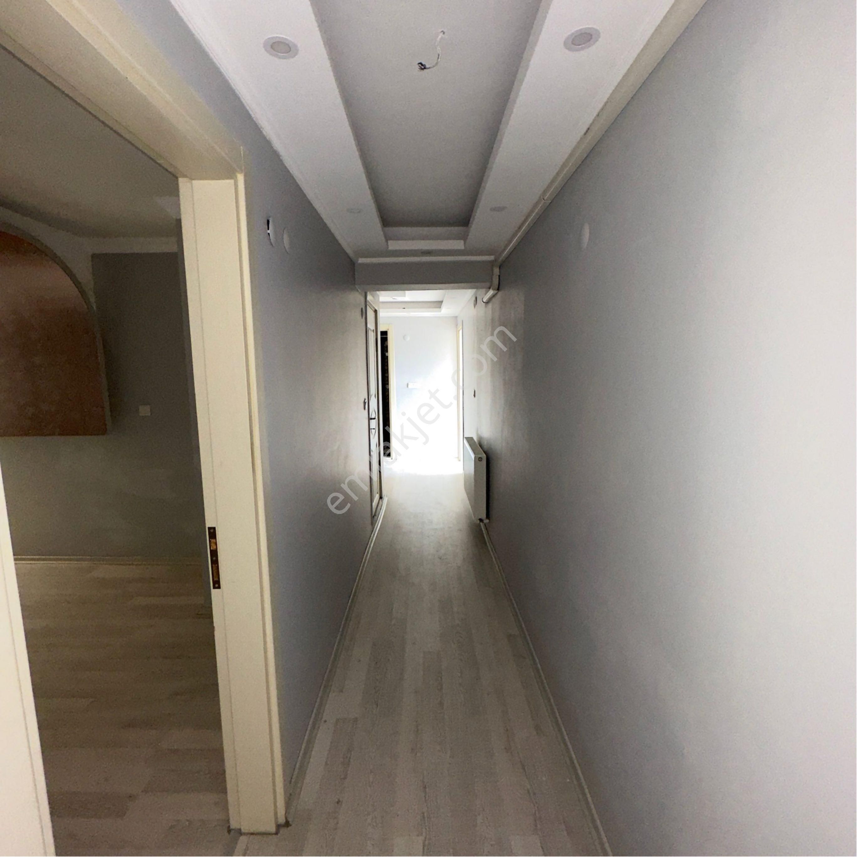 Maltepe Mahallesi 165 M² 3+1 Doğalgazlı Asansörlü Kiralık Daire - Görsel 3