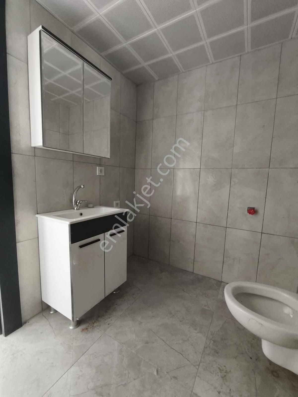 Esenboğa Mahallesinde Ana Cadde Üzeri Satılık Daire - Görsel 22