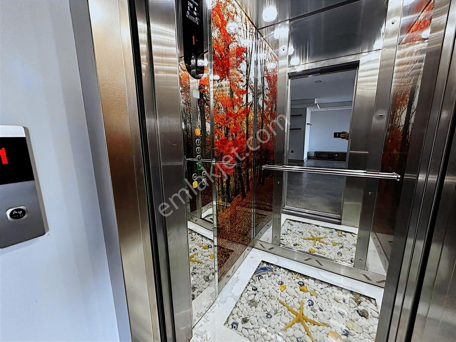 Narlıdere Doruk Life Sitesinde Deniz Manzaralı Lüks Villa - Görsel 25