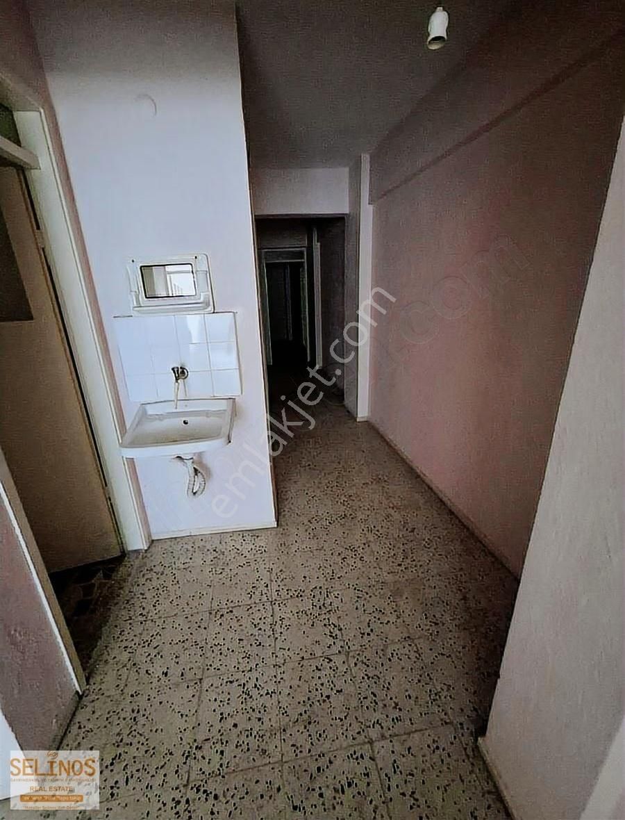 Bergama Çarşıda Ara Kat 2+1 Daire - Görsel 8