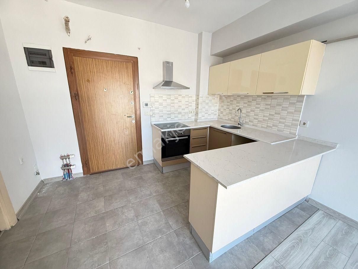 Esenyurt Cumhuriyet Mahallesinde New Residence De Kiralık 1+1=50 - Görsel 2