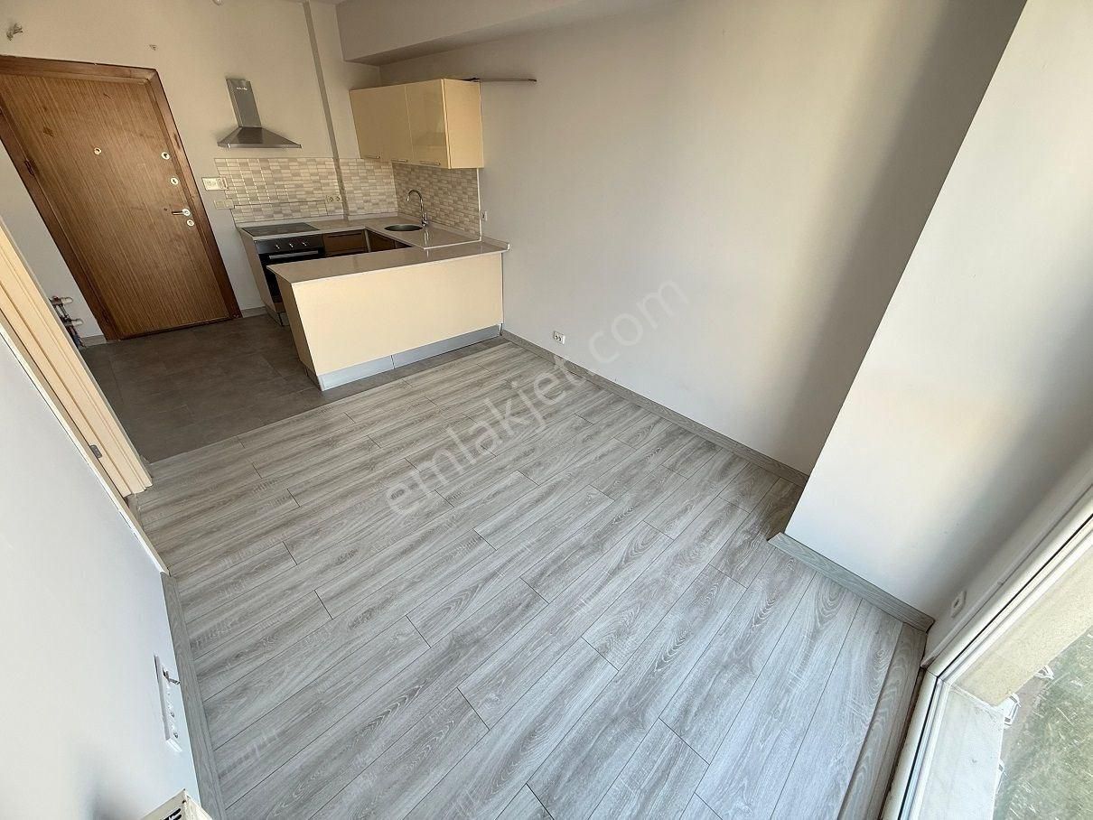 Esenyurt Cumhuriyet Mahallesinde New Residence De Kiralık 1+1=50 - Görsel 8