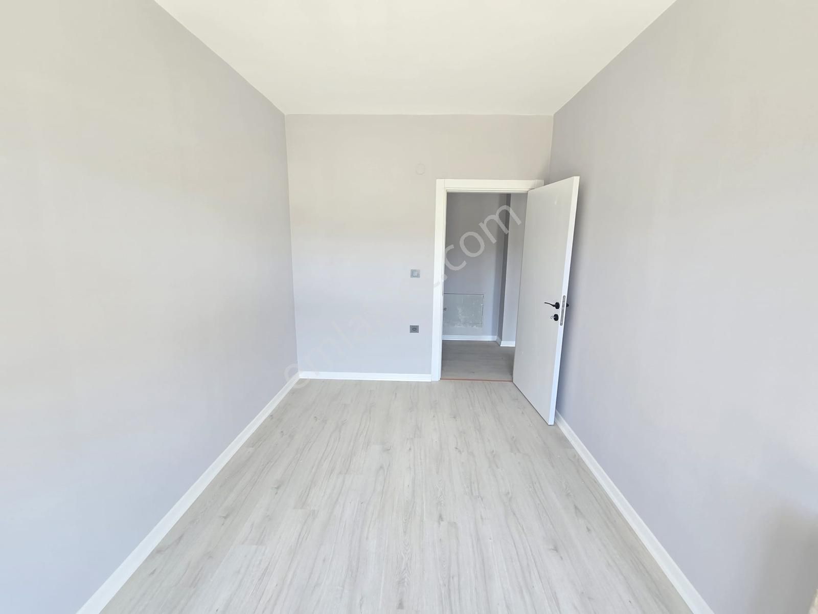 Tırpan'dan Halitpaşa Mah.sıfır Havuzlu Site İçi Arakat 3+1 Daire - Görsel 25