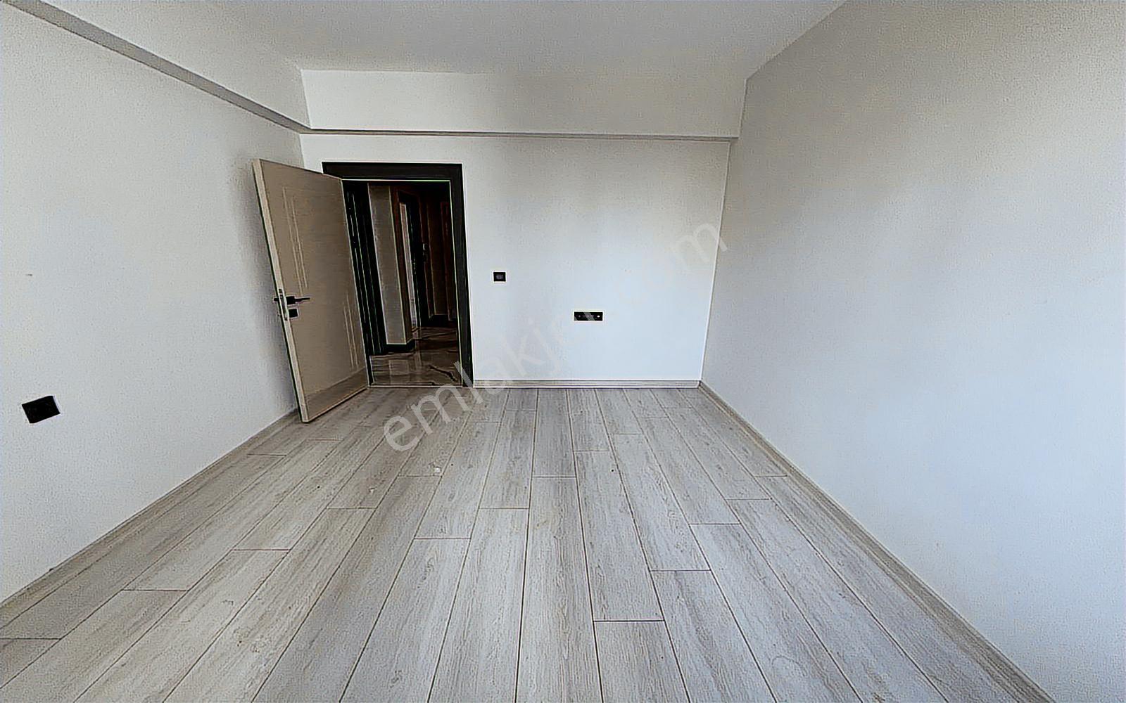 Yenikent Emlak'tan 3+1 Gösterişli Full Yapılı Site Dairesi - Görsel 38