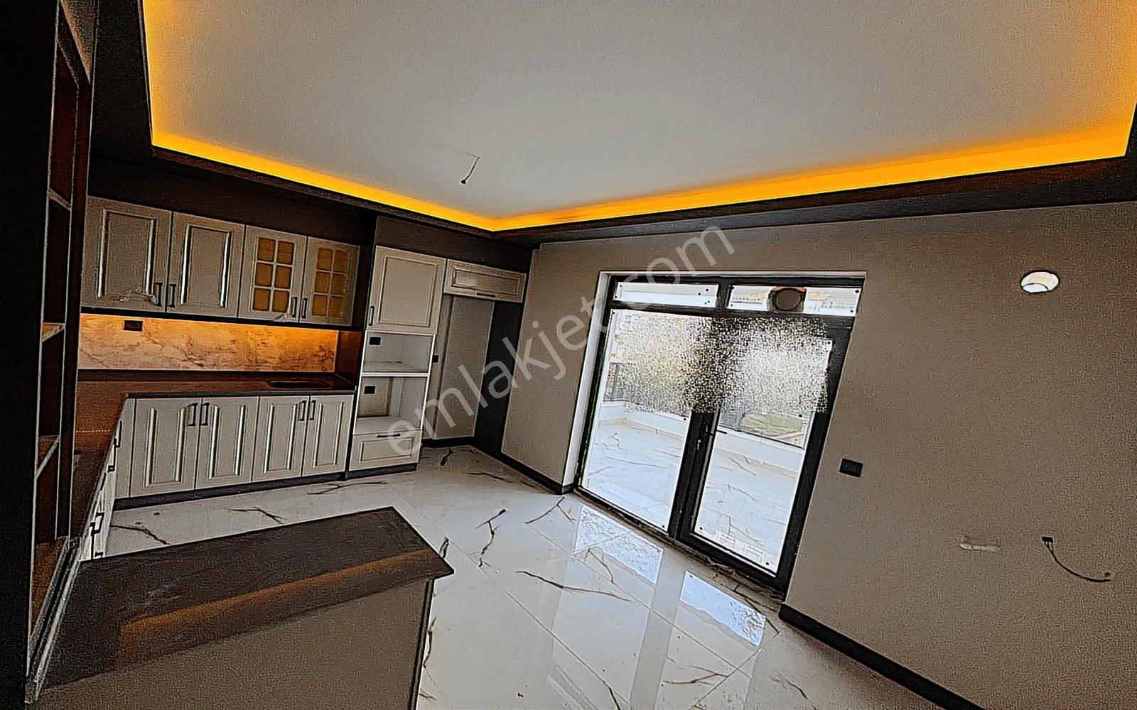 Yenikent Emlak'tan 3+1 Gösterişli Full Yapılı Site Dairesi - Görsel 4
