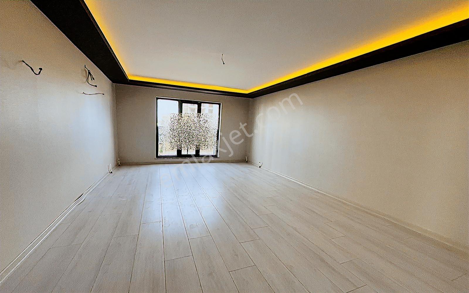 Yenikent Emlak'tan 3+1 Gösterişli Full Yapılı Site Dairesi - Görsel 17