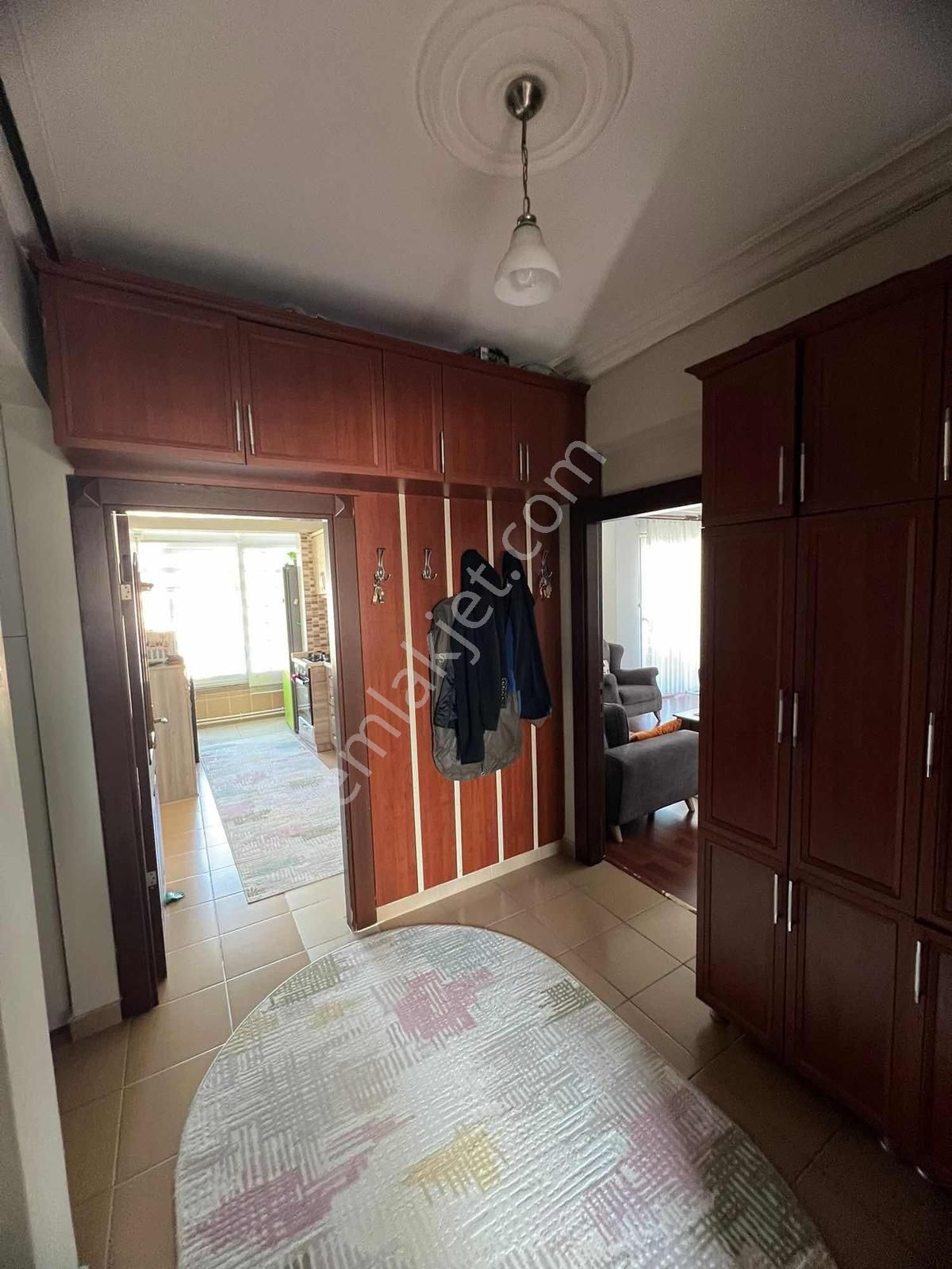 Mersin Yenişehir Gazi Mah. Bakımlı 3+1 Doğalgazlı - Görsel 15