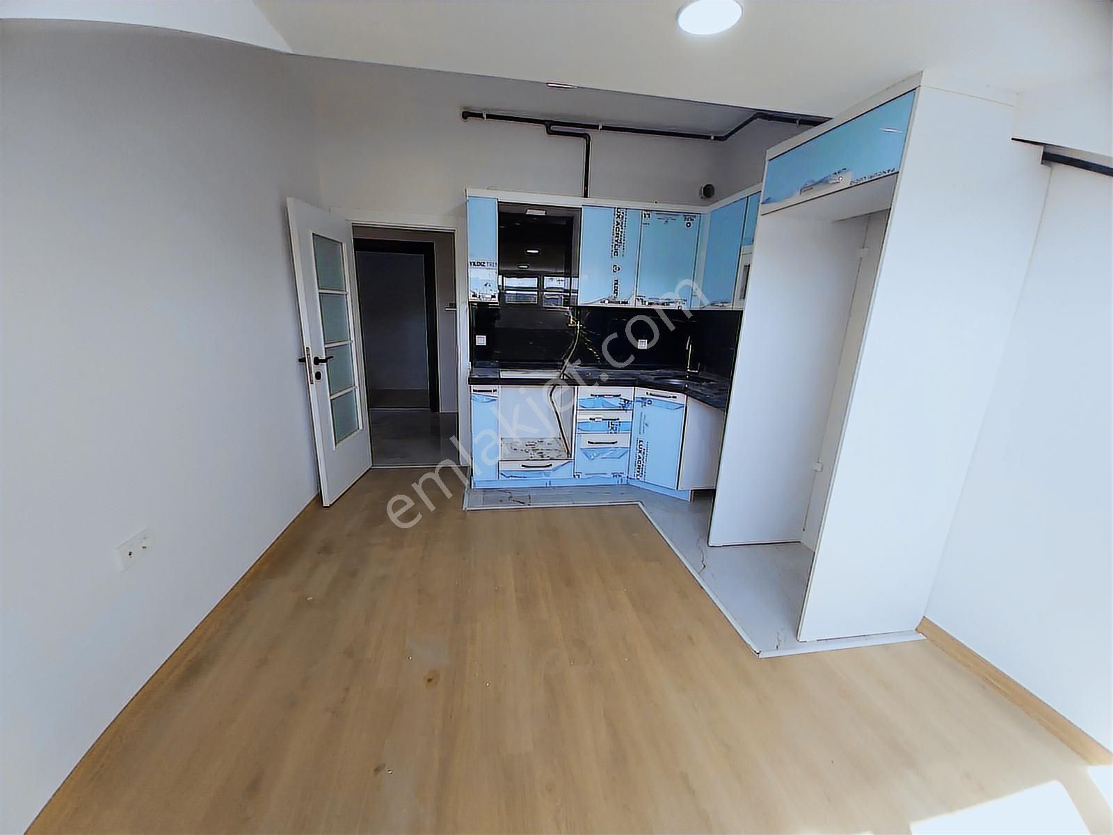 Aktaştan Merkeze Yakın Yeni Binada Otoparklı1+1 Çatı Katı Daire - Görsel 35