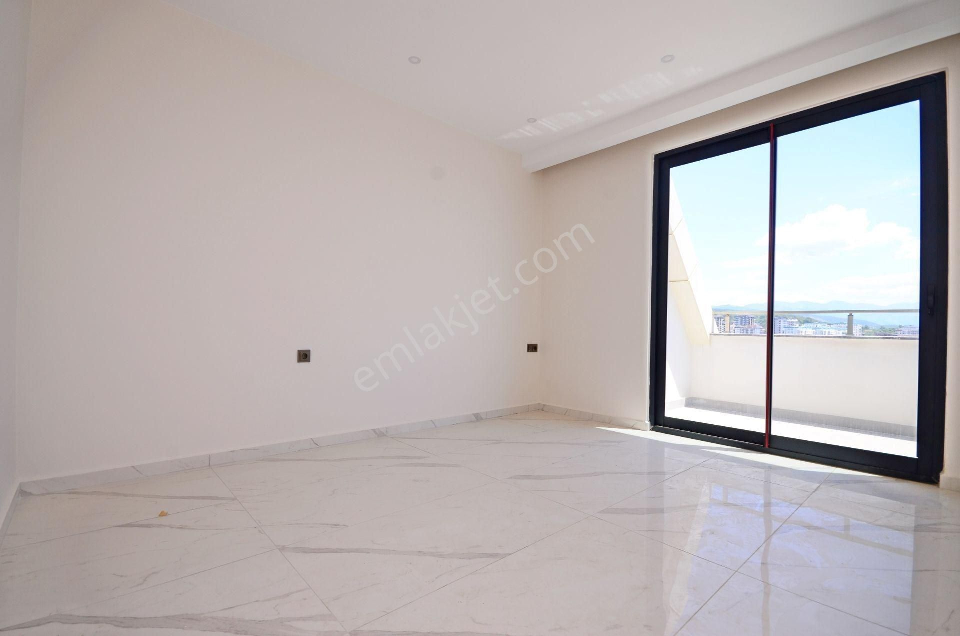 Alanya Avsallar’da Satılık 2+1 Penthouse – Zengin Sosyal Aktiviteli Lüks Site - Görsel 8