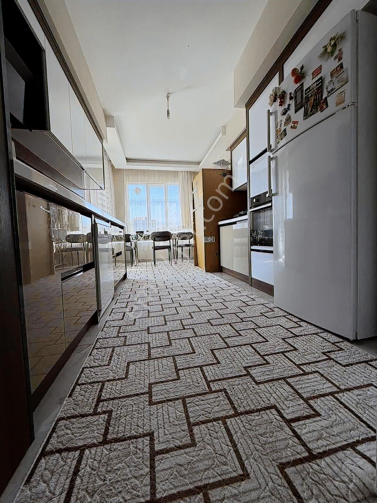 Saraycık'ta Merkezi Konum! Çok Geniş Mega Lüks 160 M2 4+1 Daire! - Görsel 12