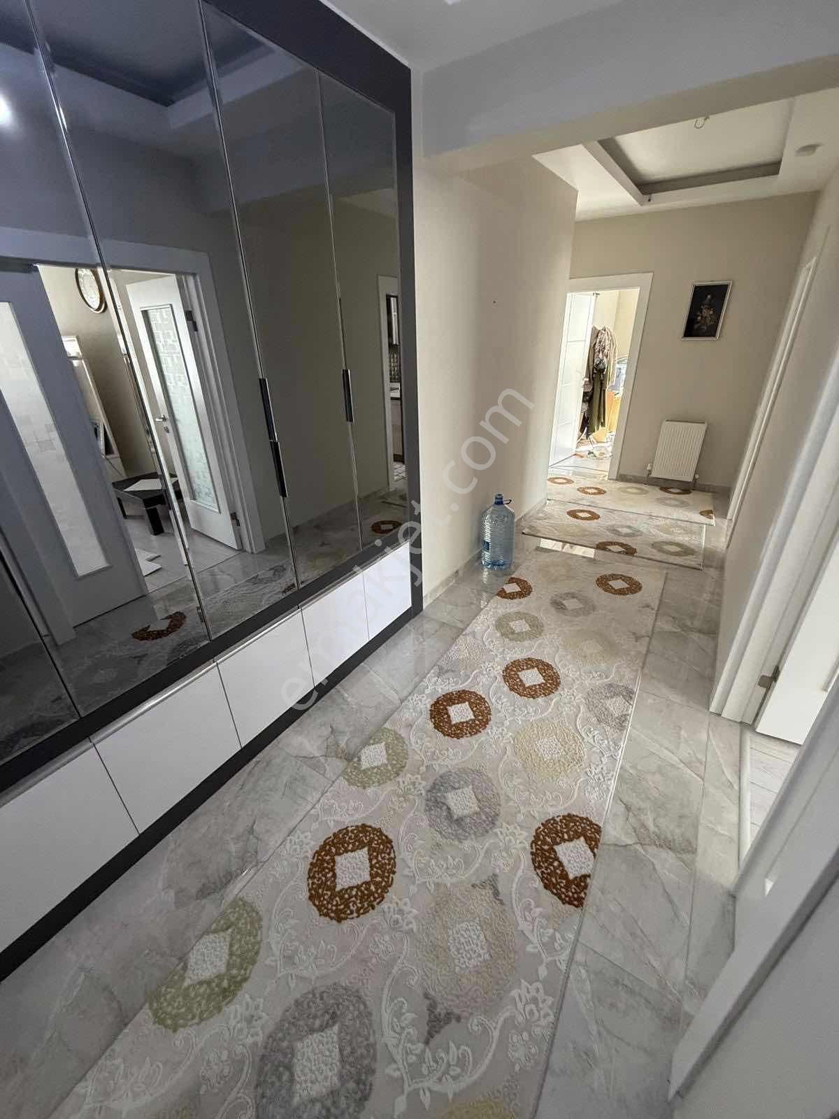 Saraycık'ta Merkezi Konum! Çok Geniş Mega Lüks 160 M2 4+1 Daire! - Görsel 27