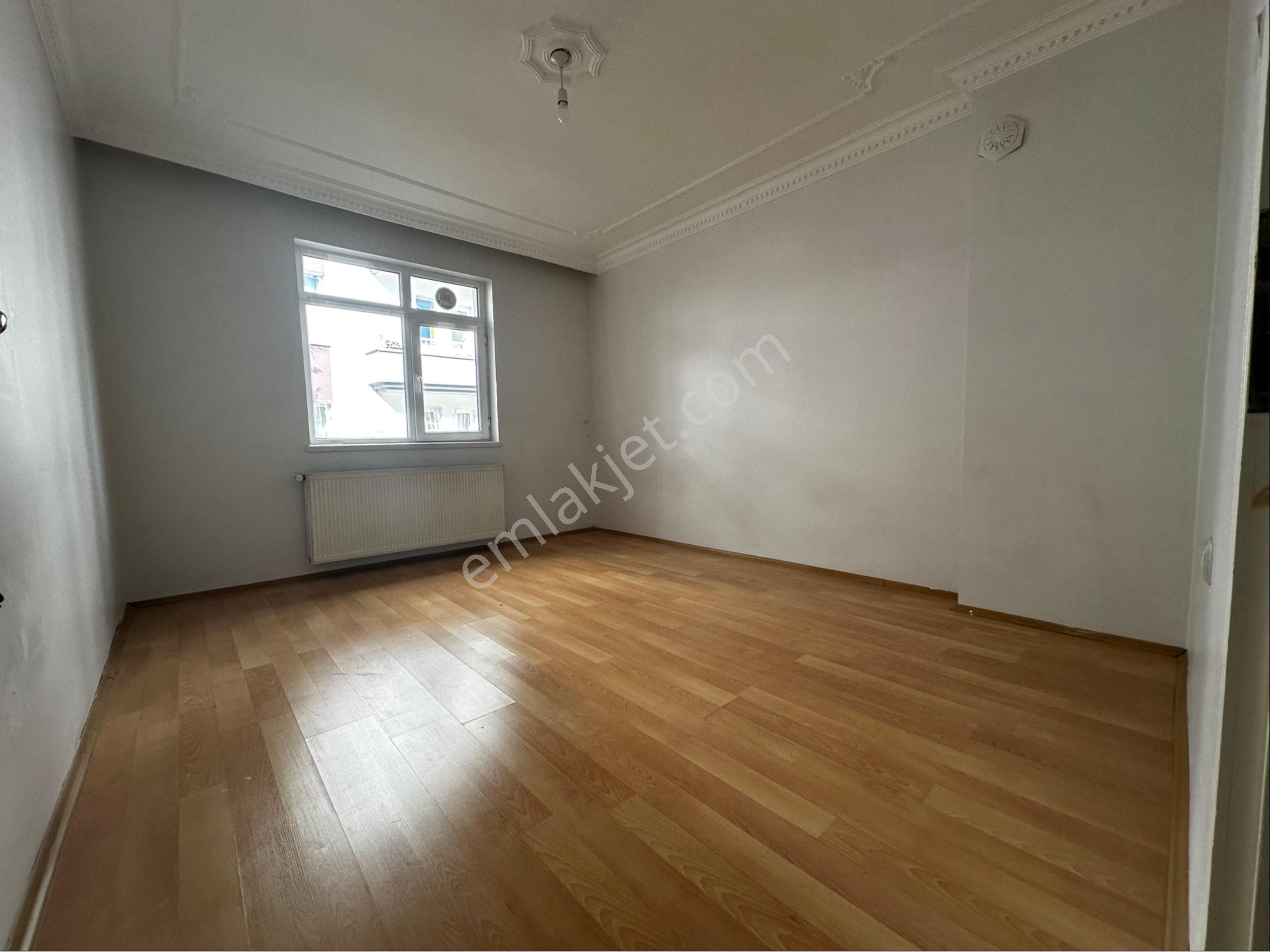 Osmangazi Baştuğ Sokakta Asansörlü Üst Katta Kiralık 3+1 - Görsel 27