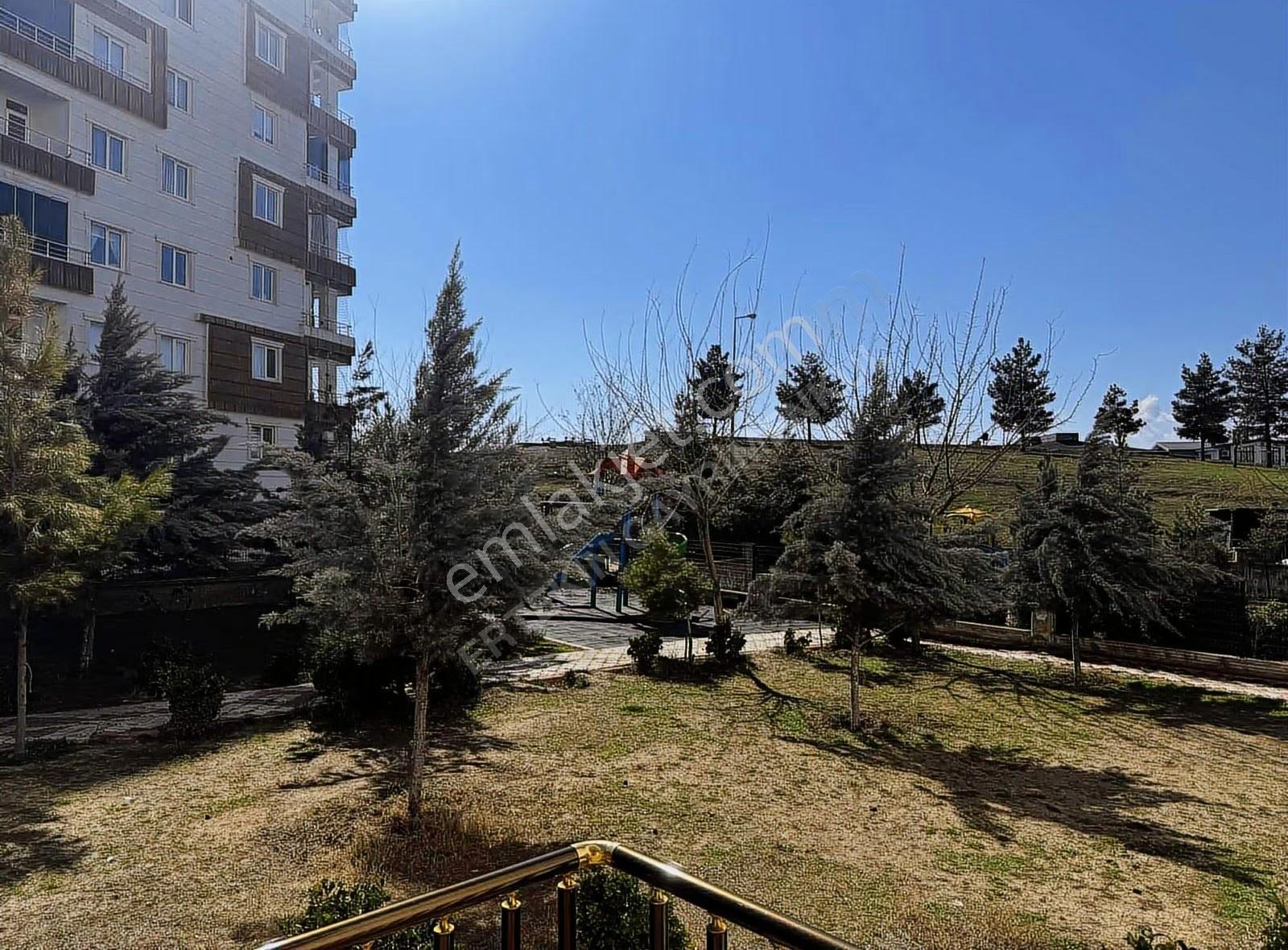 Ertekin Gayrimenkulden Çamlıtepede Satılık Lüx 3+1 - Görsel 13