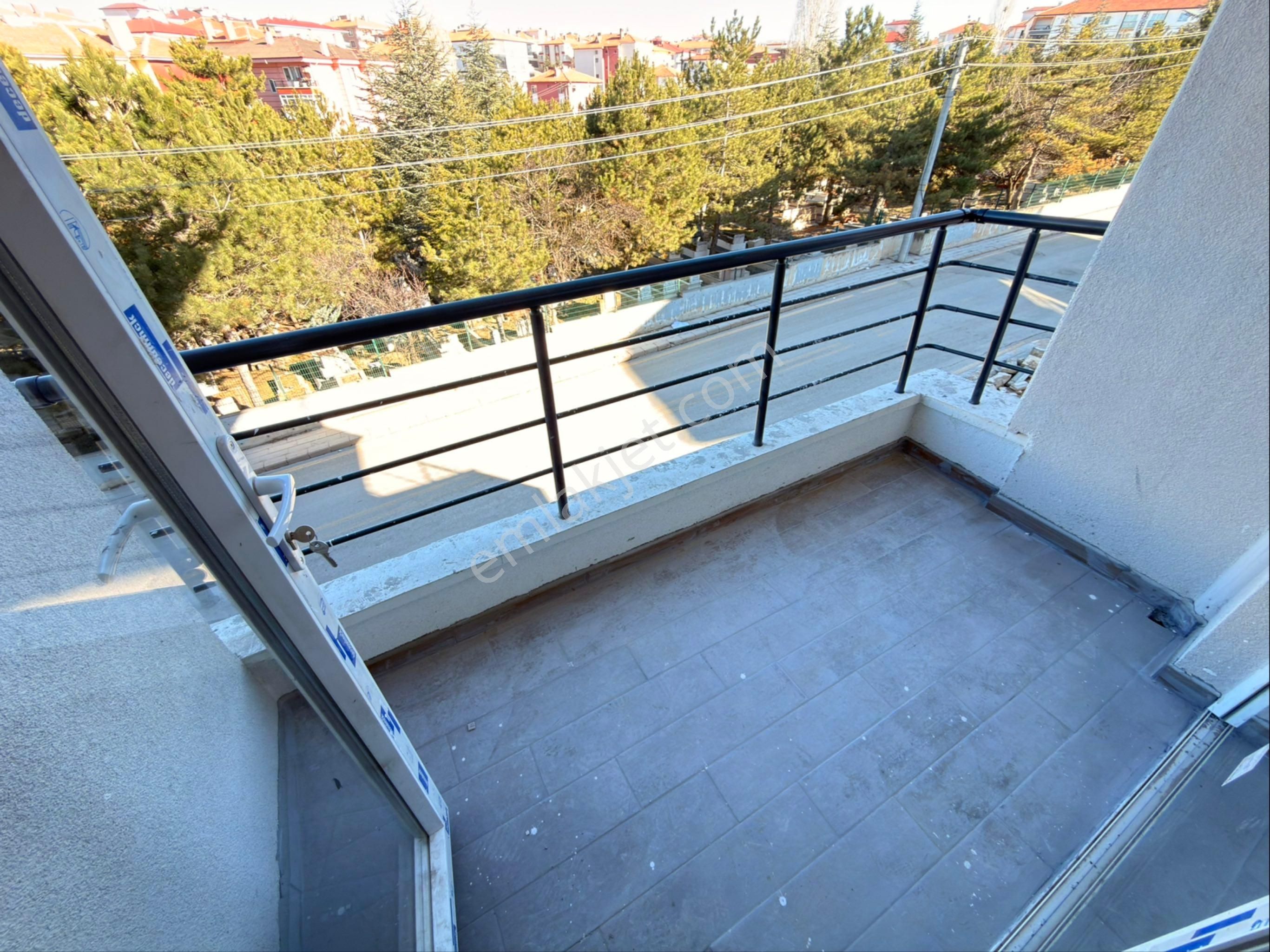 Senemden Akyurt Merkezde 3+1 Katta Sıfır Bina Acill Satılık - Görsel 14