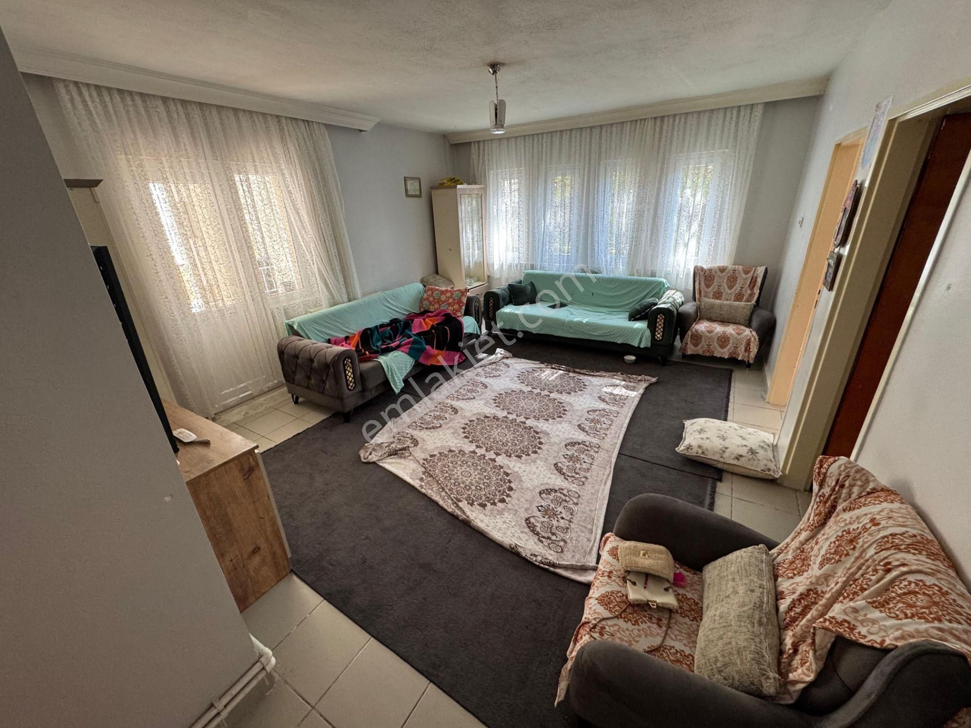 Es-astan Osmanlı Mahallesinde Site İçinde Ara Katta 3+1 Kupon Daire - Görsel 3