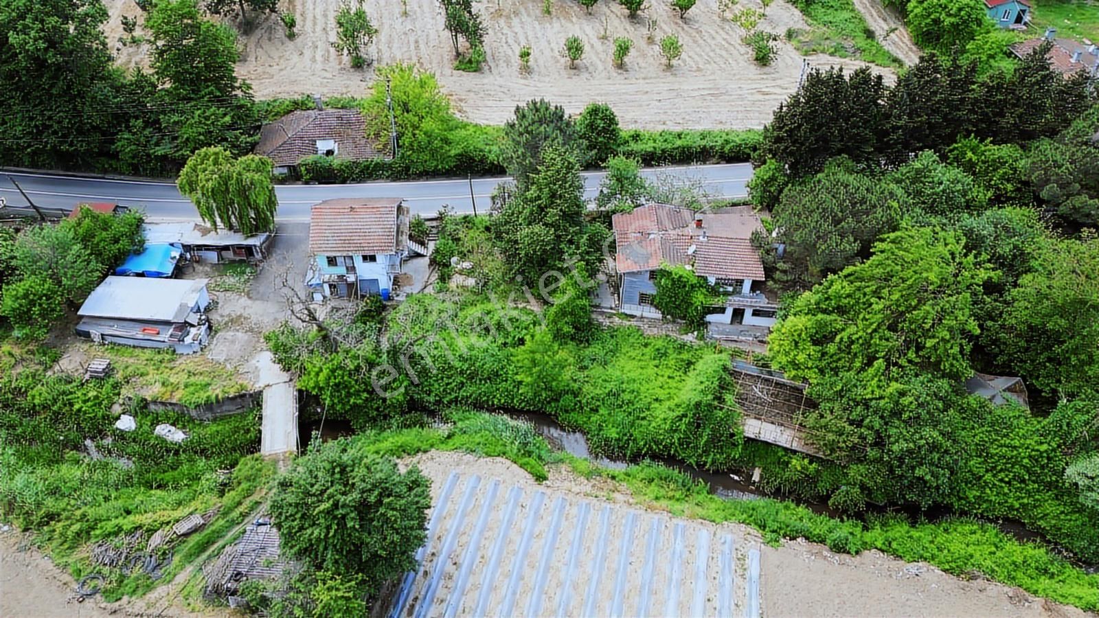 Ali Bahadır Da Yol Cepheli 2 Adet Bina Olan Arsa - Görsel 2