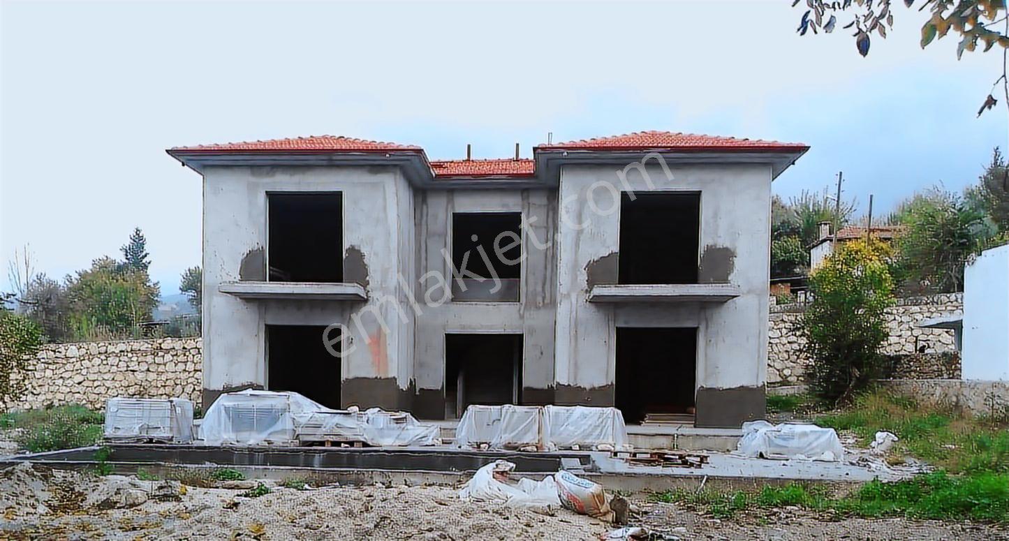 Satılık Köyiçinde Natamam Ruhsatlı Villa -araç Takasına Uygun- - Görsel 4