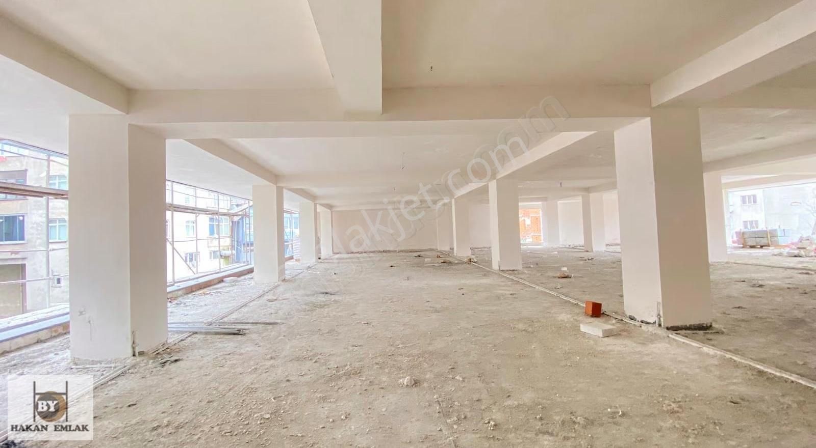 Güngören Sanayi'de Sıfır Plaza Katları Kiralık (541m²) - Görsel 5