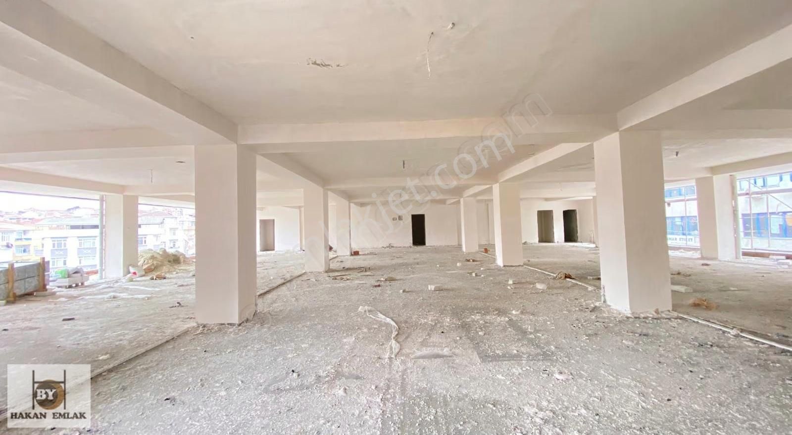 Güngören Sanayi'de Sıfır Plaza Katları Kiralık (541m²) - Görsel 26