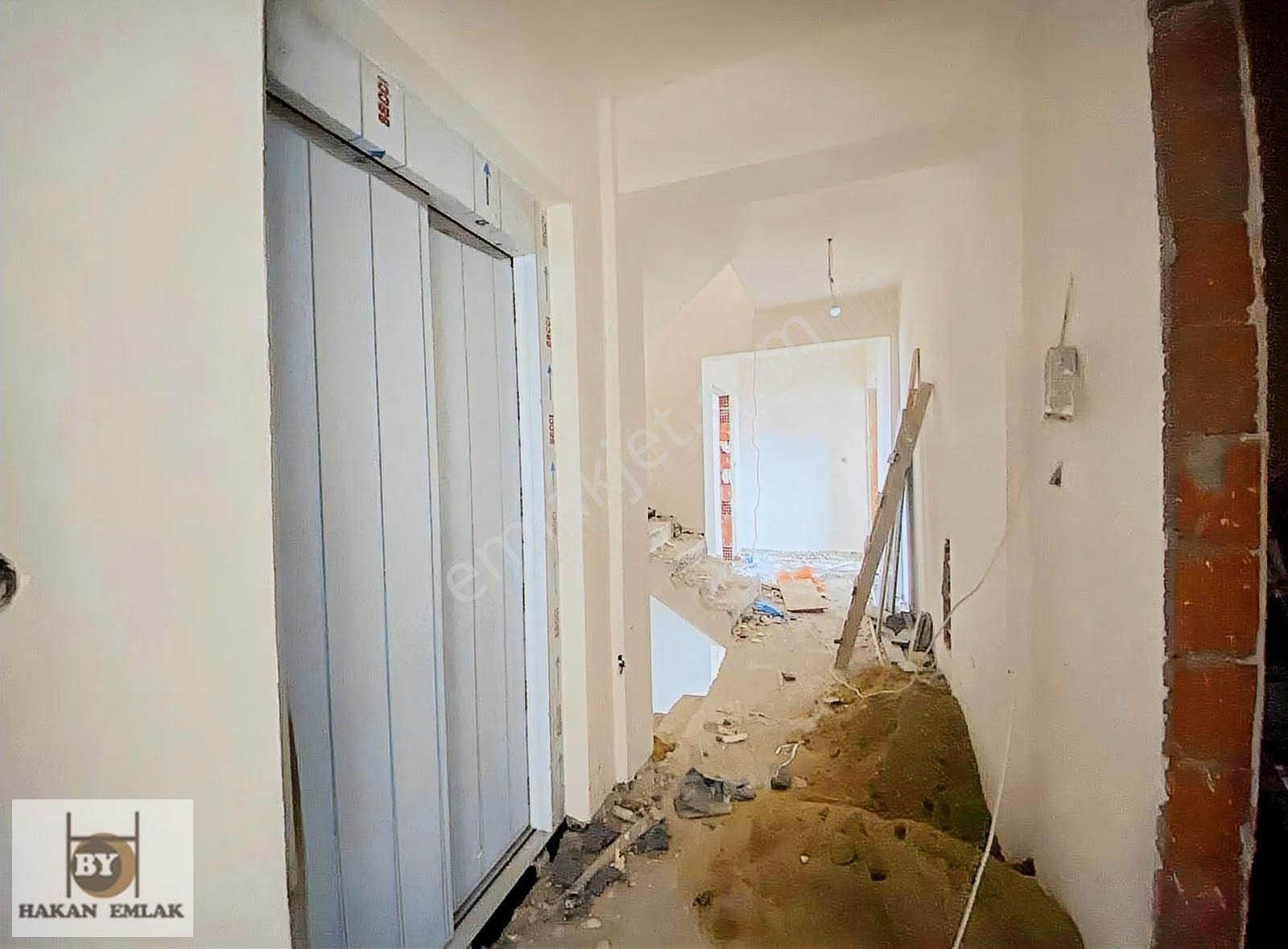 Güngören'de Sıfır 4+2 Dubleks Daire - Teslim 2026 - Görsel 31