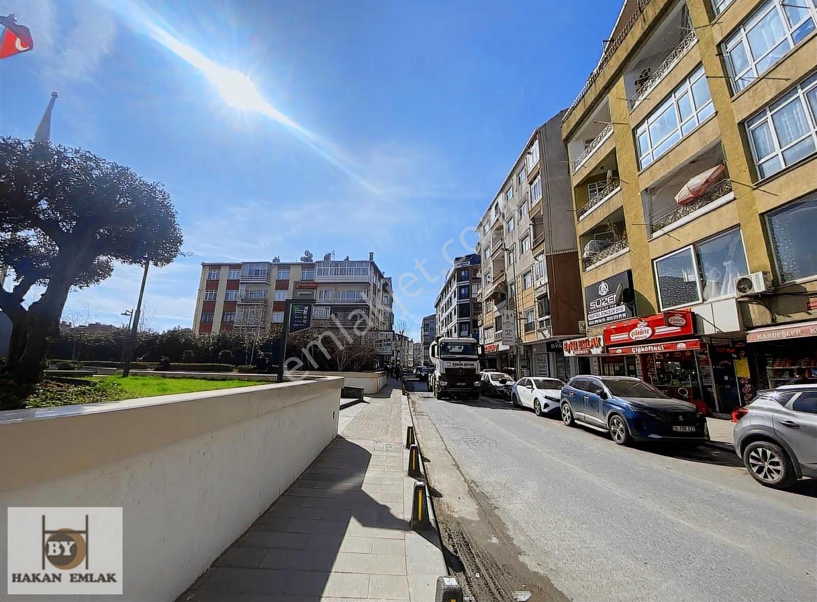 Güngören'de Sıfır, 70m² Dükkan Ve 190m² Depo Kiralık - Görsel 5