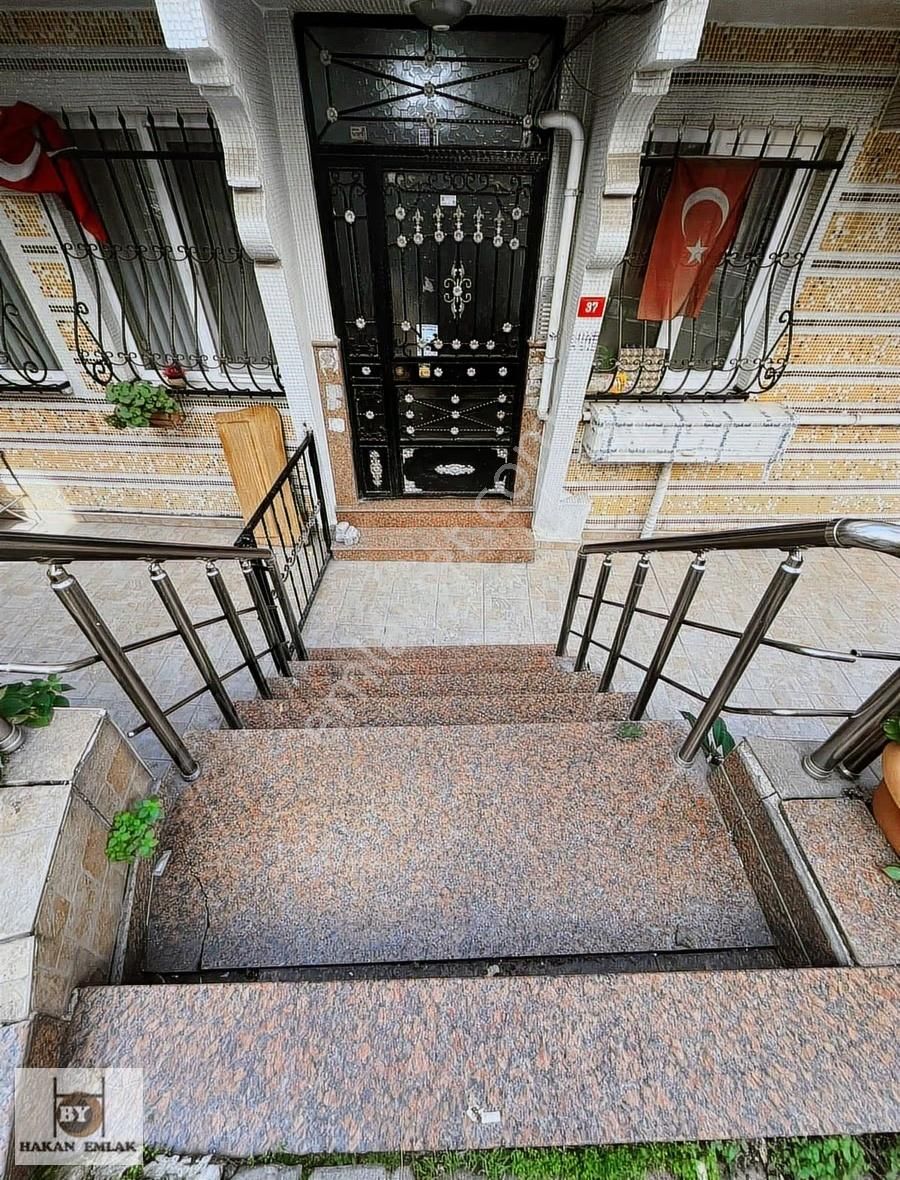 Bahçelievler'de Satılık 2+1 Daire - Metro Yakını - Görsel 9