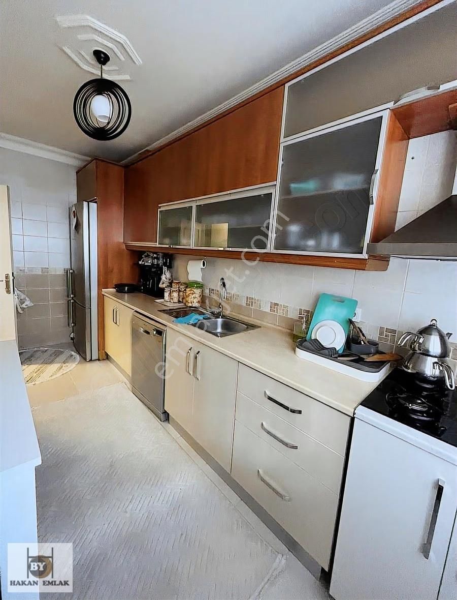 Bahçelievler'de Satılık 2+1 Daire - Metro Yakını - Görsel 21