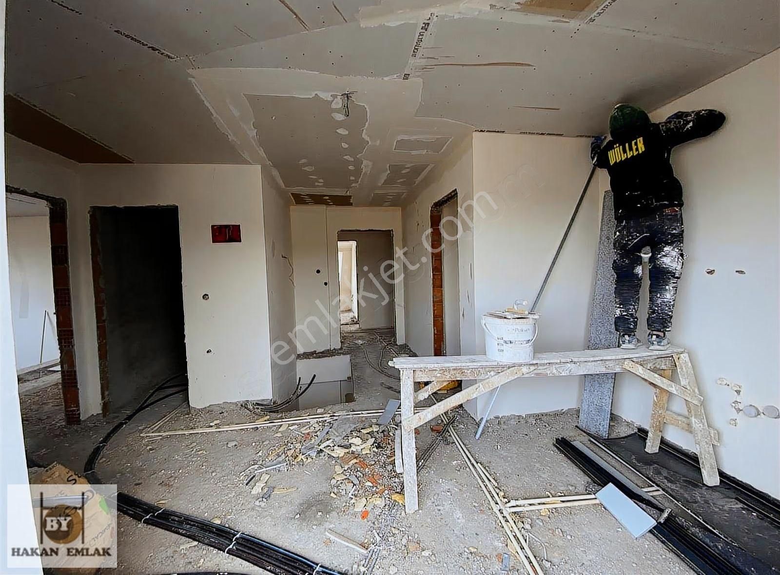 Güngören'de Satılık Sıfır 4+1 Dubleks Daire - Görsel 16