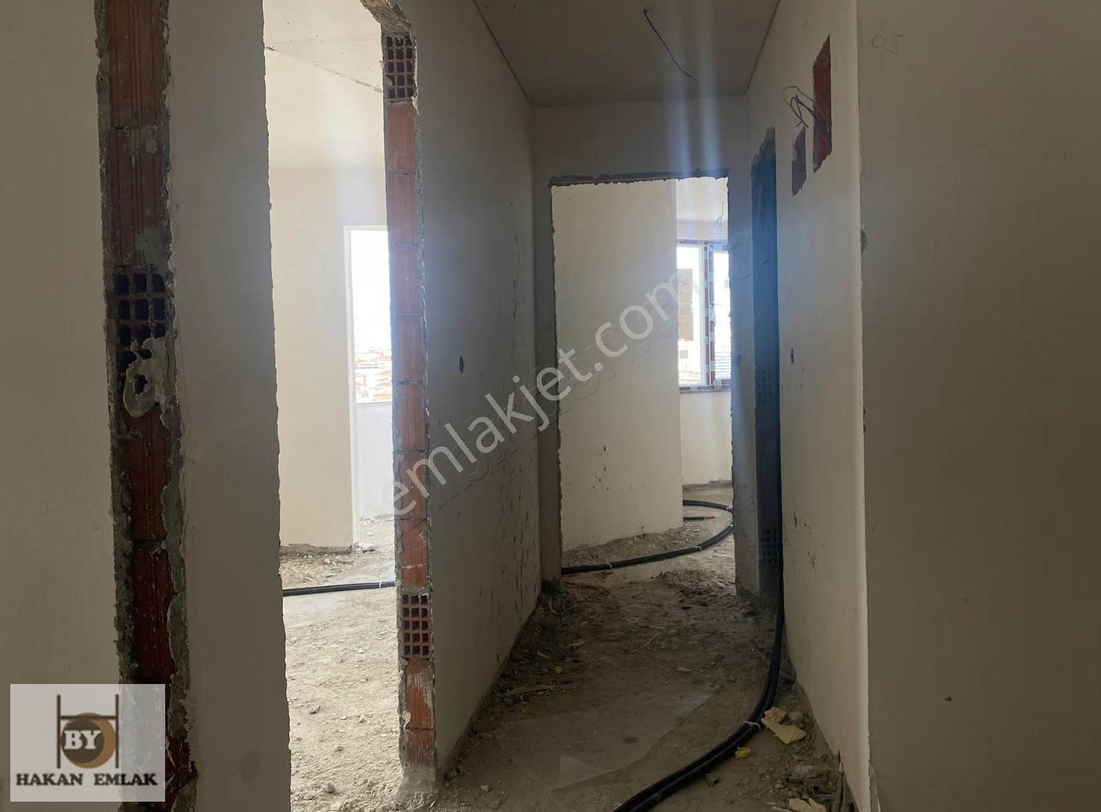 Güngören'de Satılık Sıfır 4+1 Dubleks Daire - Görsel 13