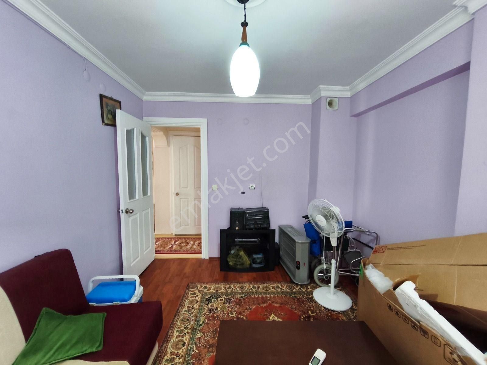 İzmir Karabağlar'da Geniş Ve Ferah 3+1 Satılık - Görsel 12