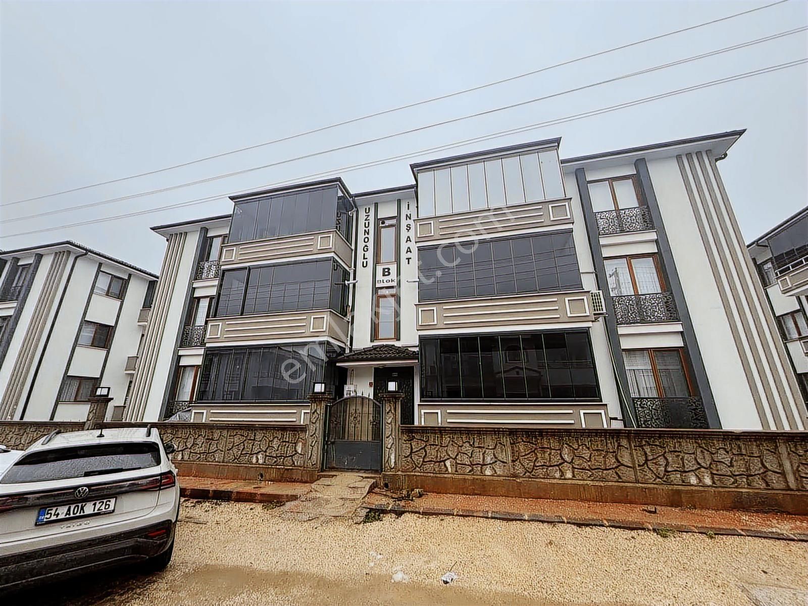 Lüks | 3.kat | Ön Cephe | Çift Balkonlu | İskanlı | 3+1 Daire - Görsel 9